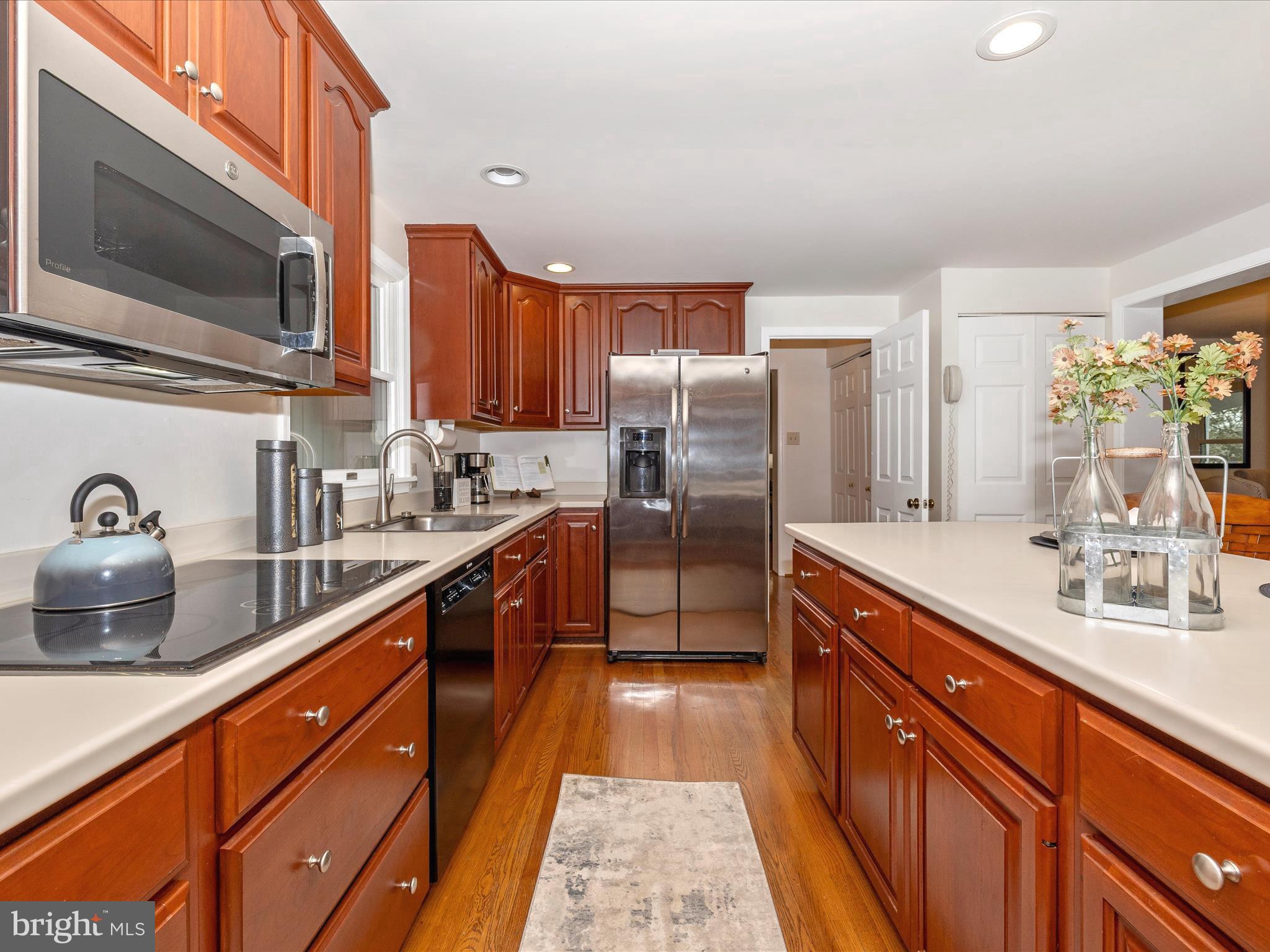 UPPER SENECA CREST - Residential