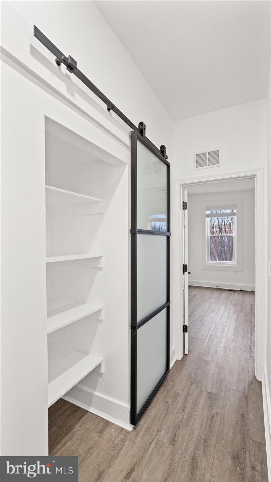 MILTON-MONTFORD - Residential