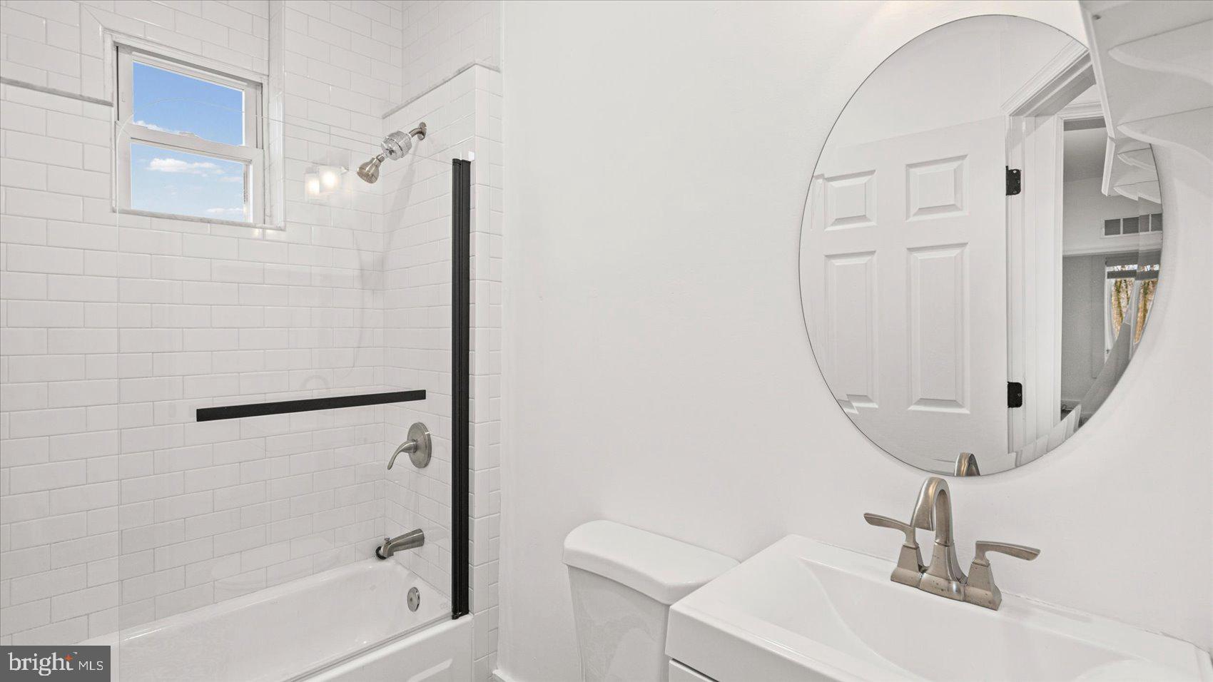 MILTON-MONTFORD - Residential