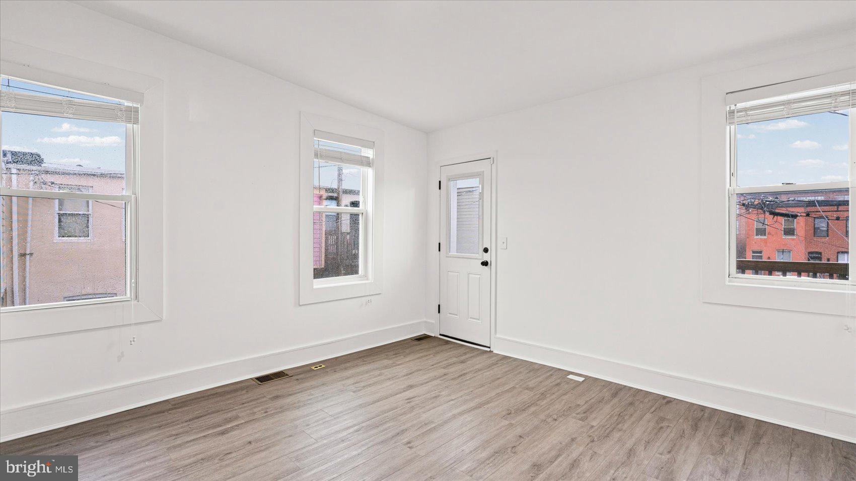 MILTON-MONTFORD - Residential