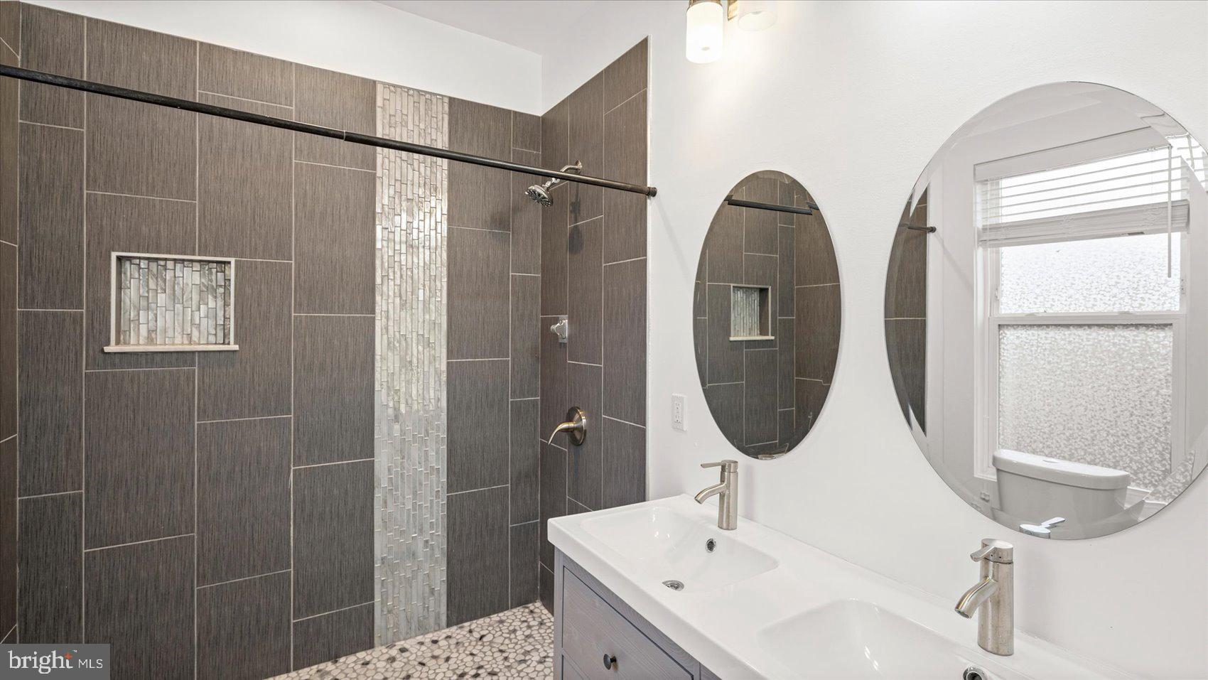 MILTON-MONTFORD - Residential