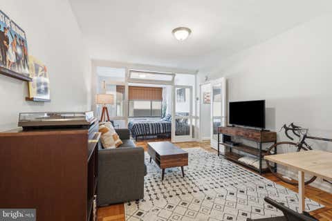 Photo of 1 Scott Circle NW #616, WASHINGTON, DC 20036 (MLS # DCDC2273944)