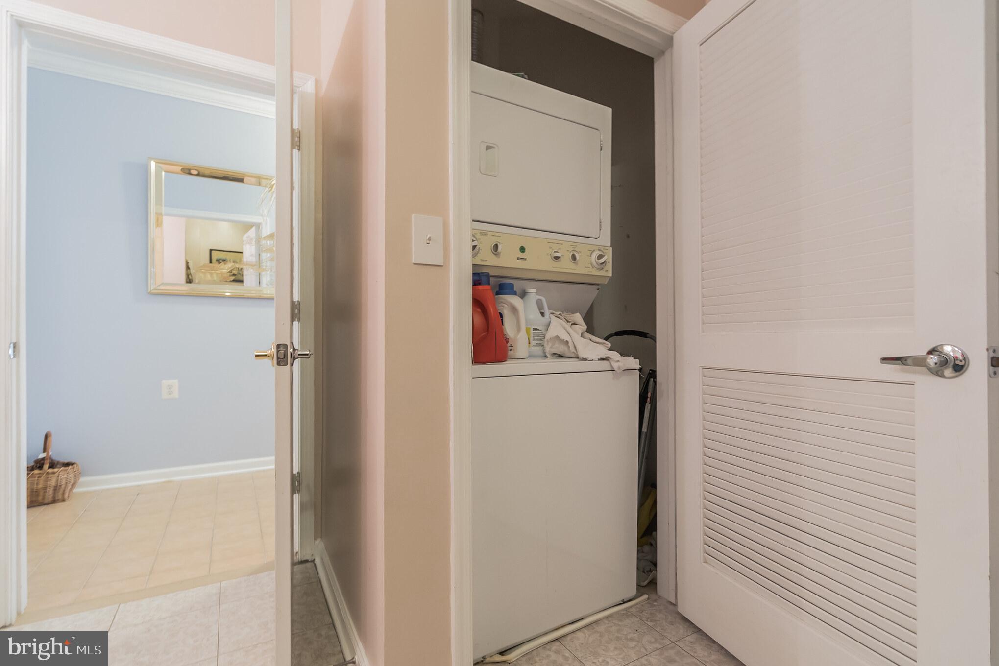 CAMERON GROVE - Residential