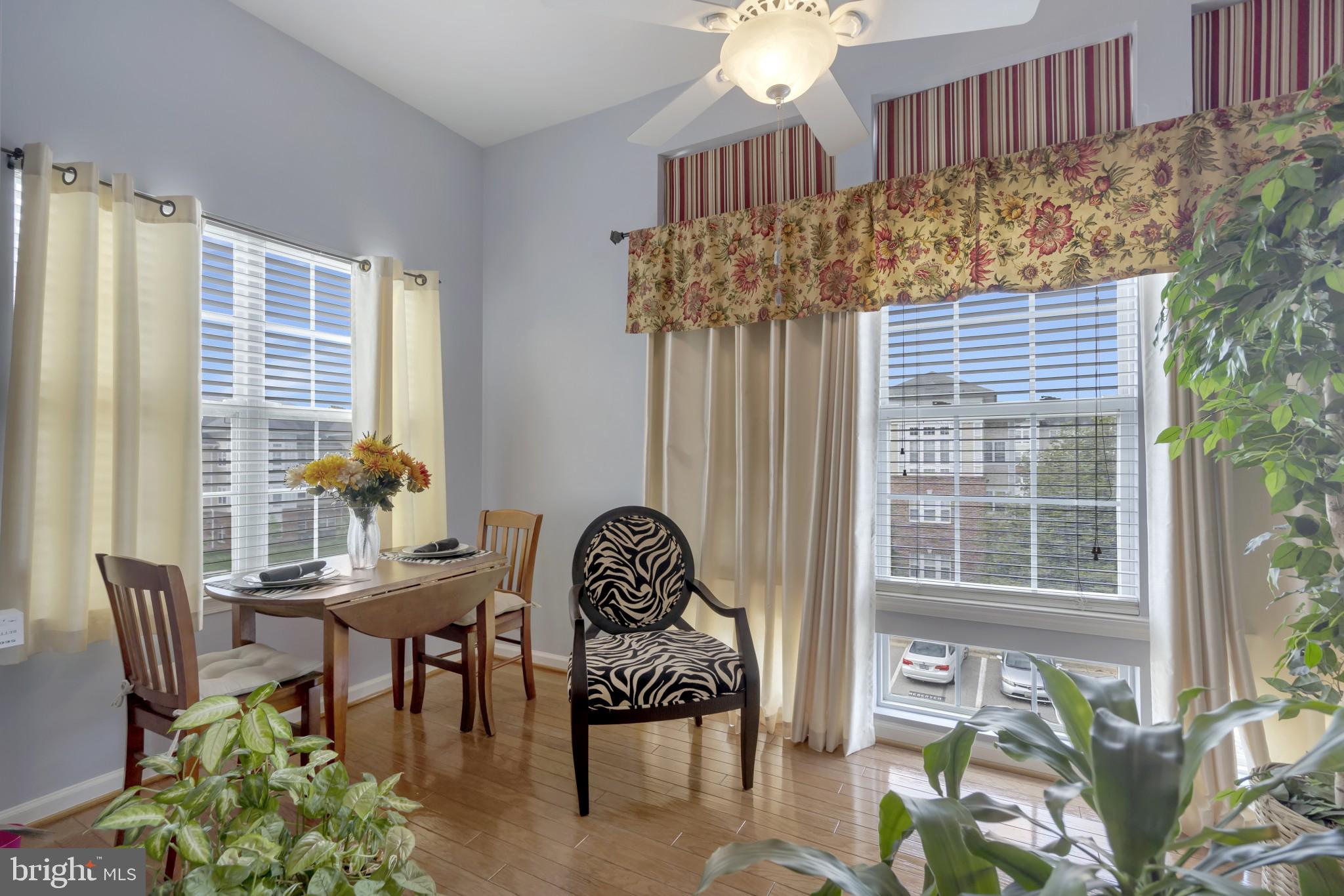 CAMERON GROVE - Residential