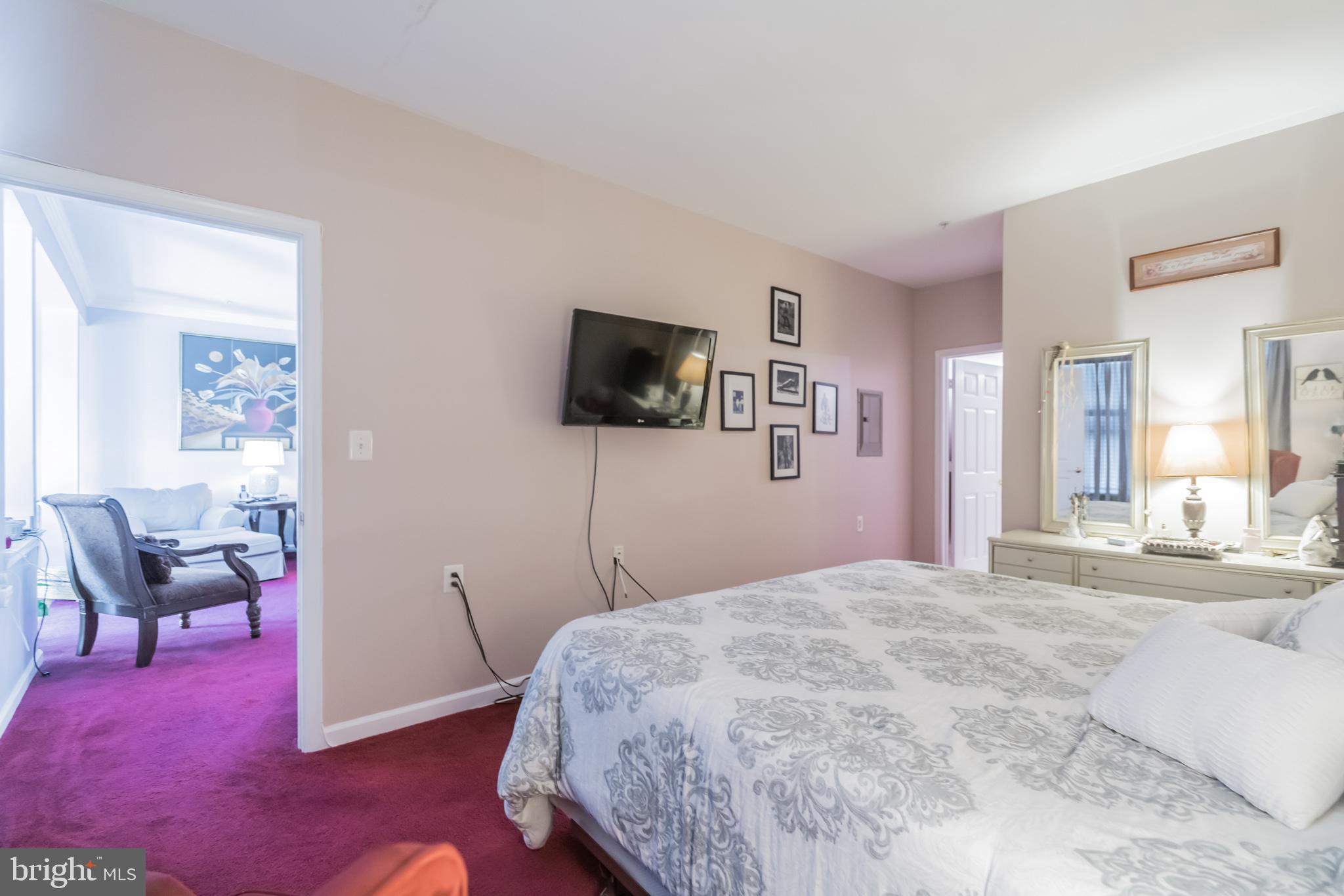 CAMERON GROVE - Residential