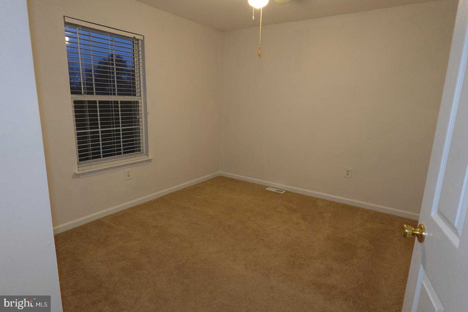 MONTGOMERY MEADOWS - Residential Lease