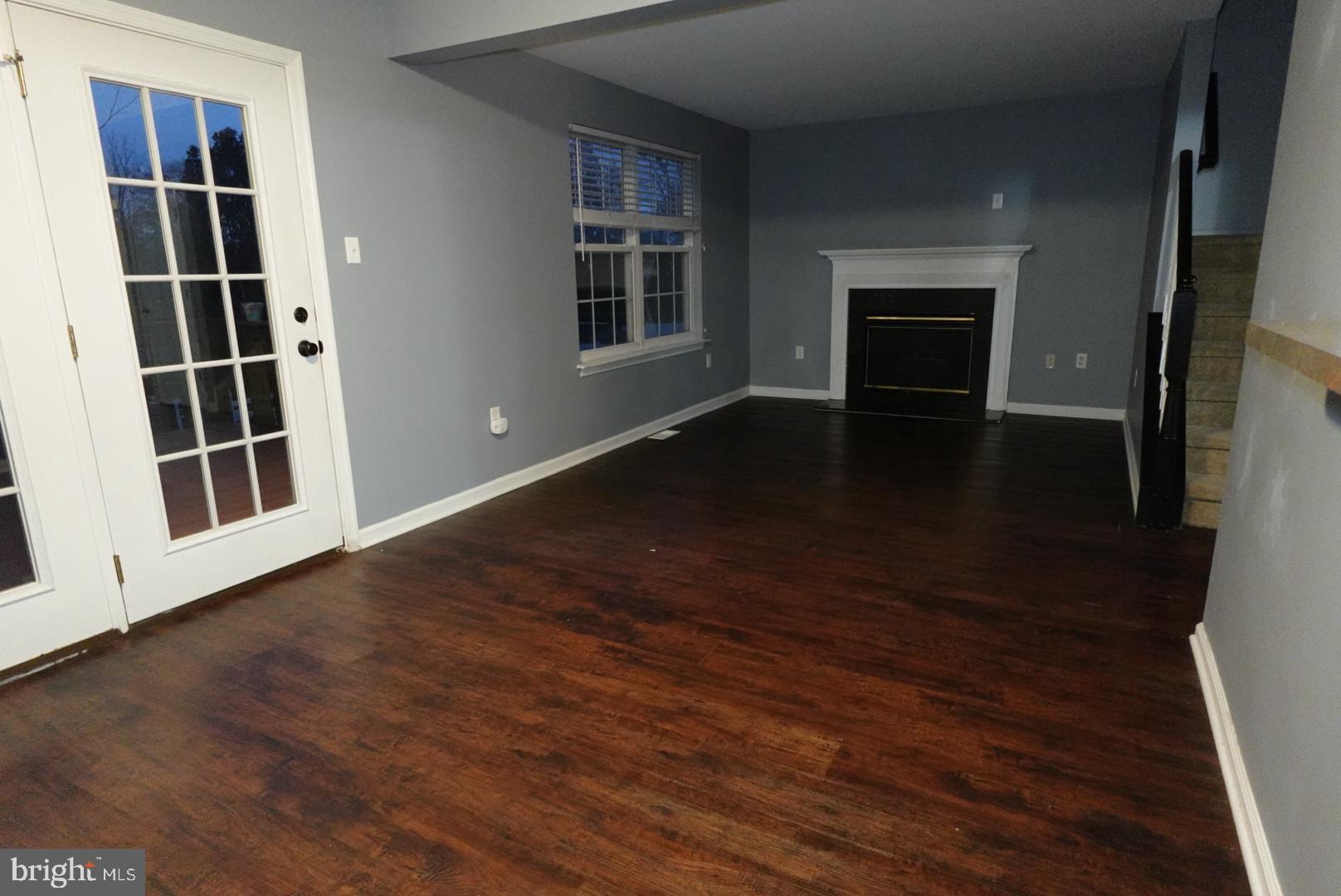 MONTGOMERY MEADOWS - Residential Lease