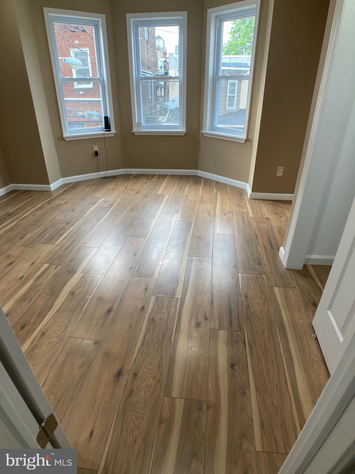 MILL CREEK - Residential
