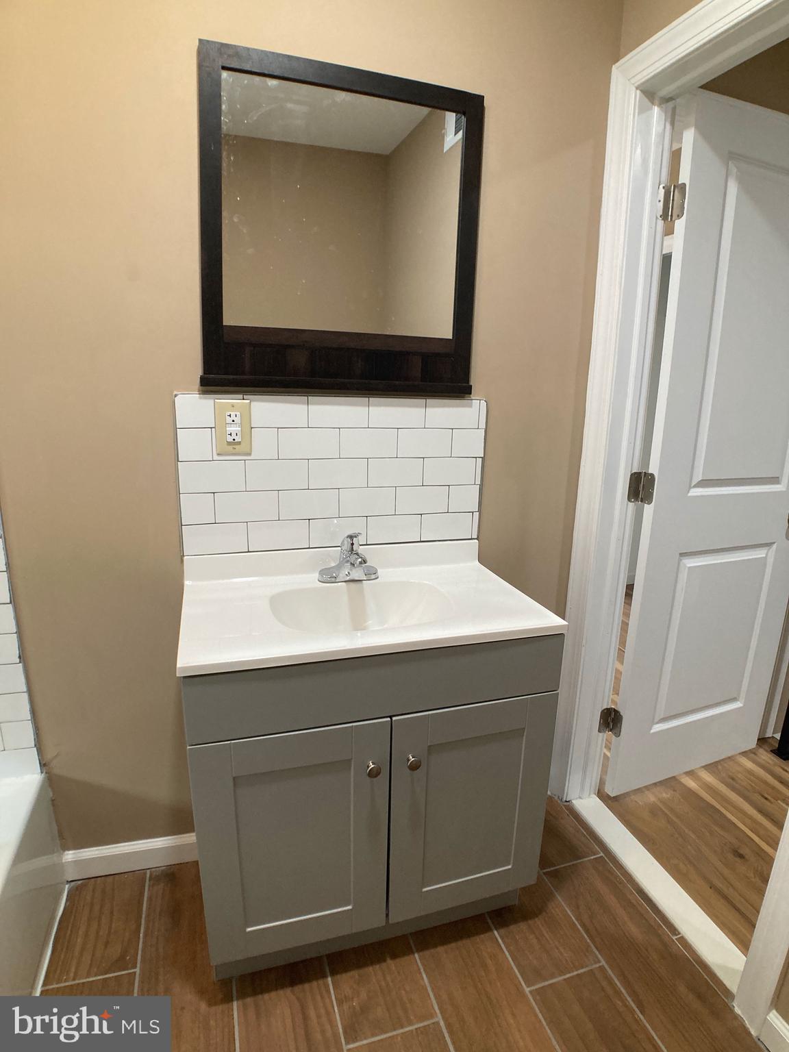 MILL CREEK - Residential