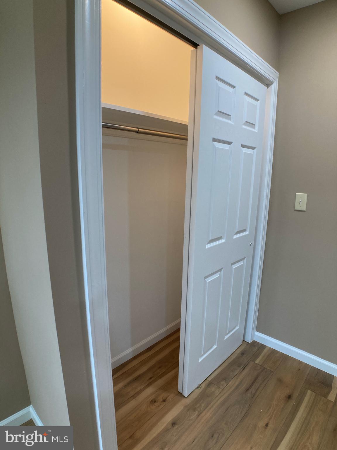 MILL CREEK - Residential
