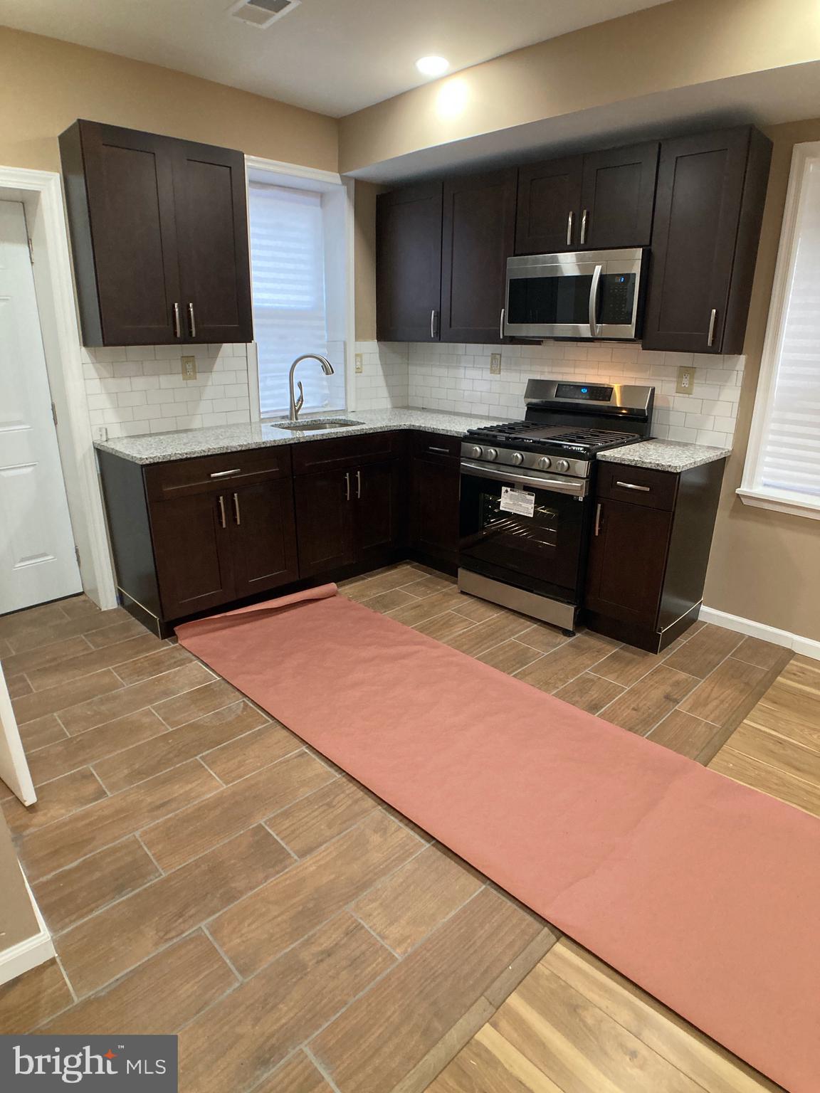 MILL CREEK - Residential