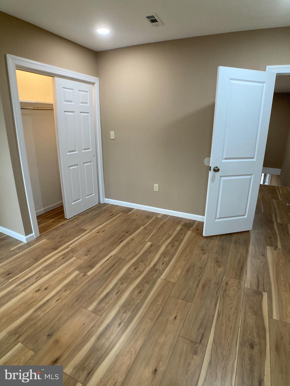 MILL CREEK - Residential