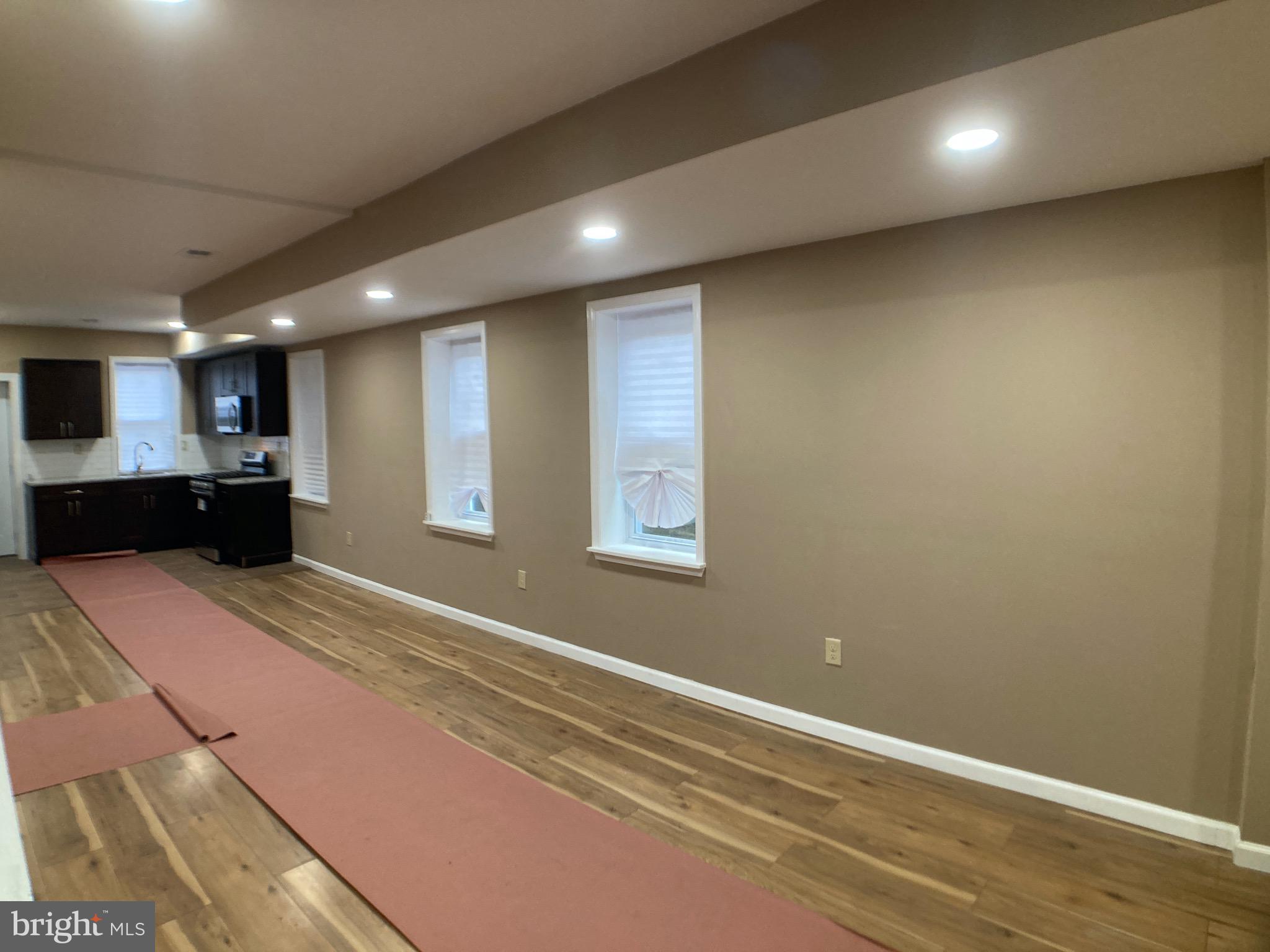 MILL CREEK - Residential