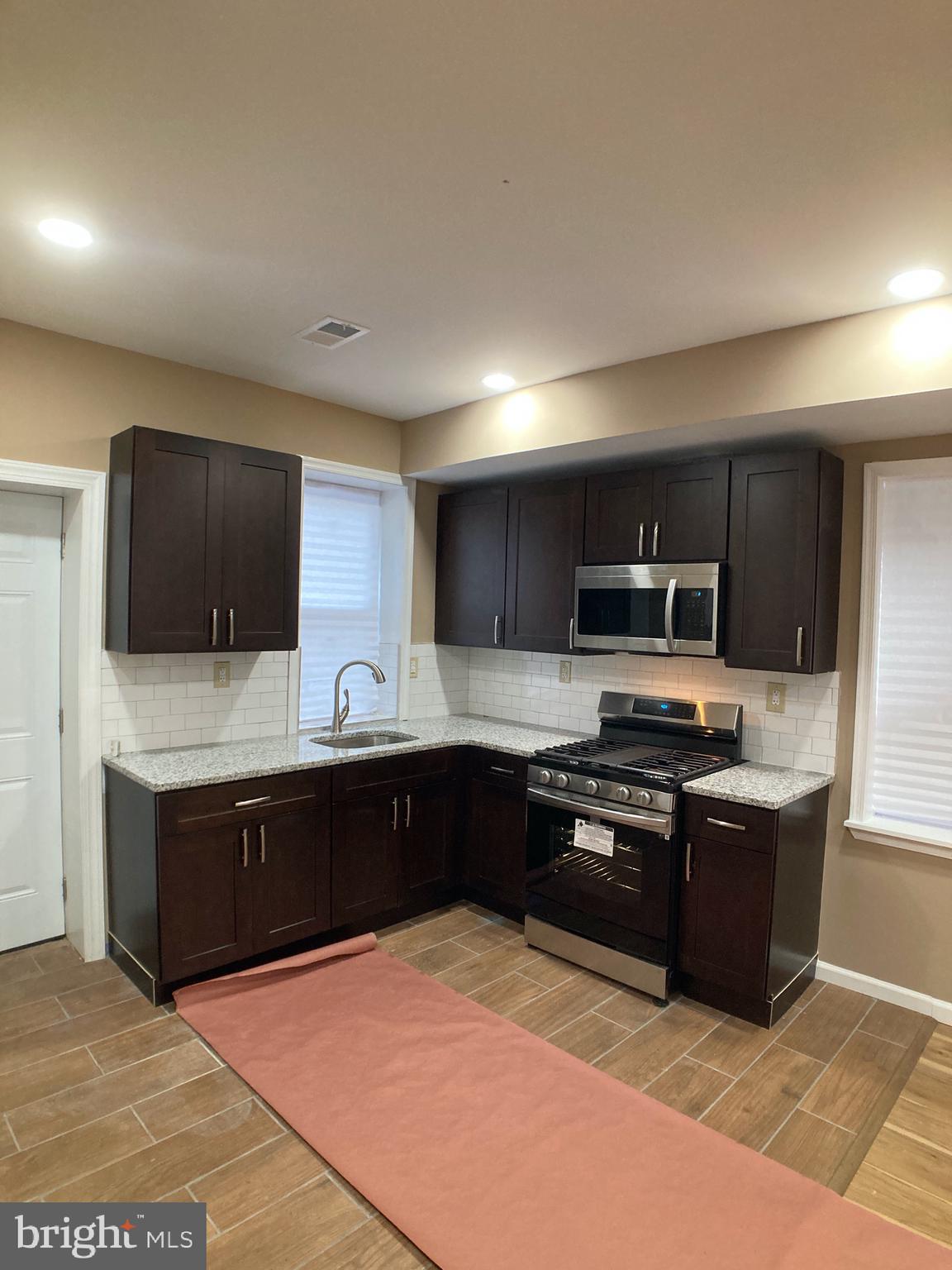 MILL CREEK - Residential
