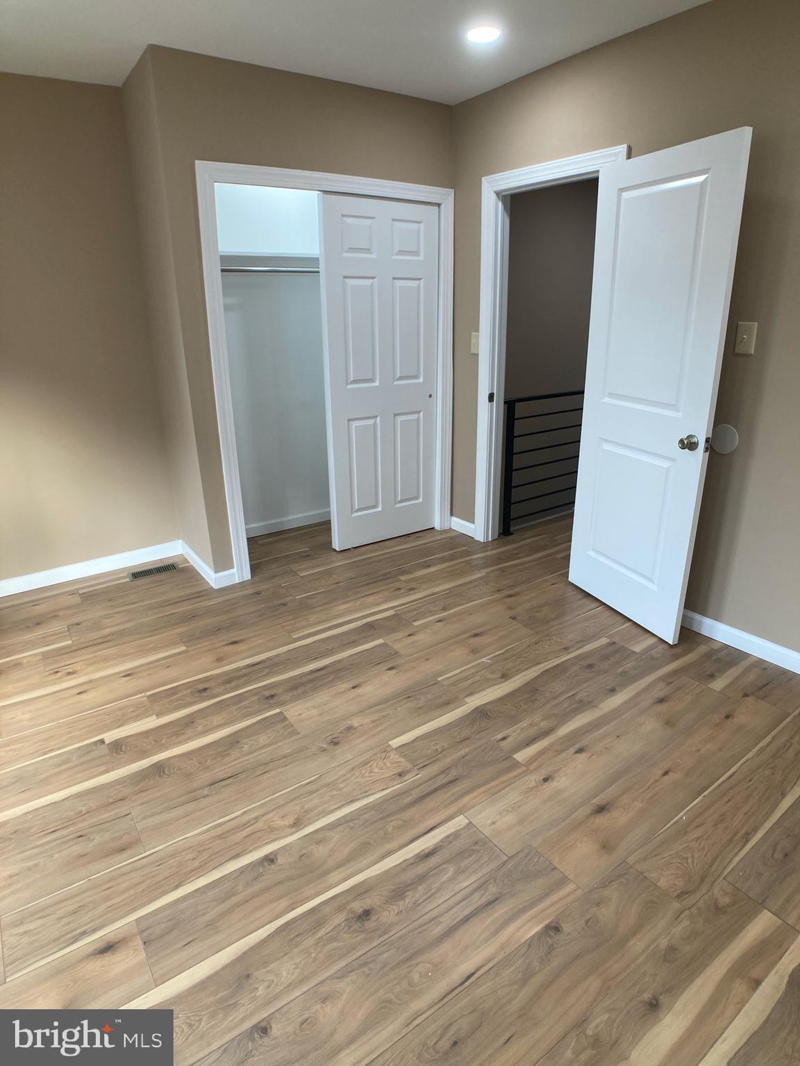 MILL CREEK - Residential