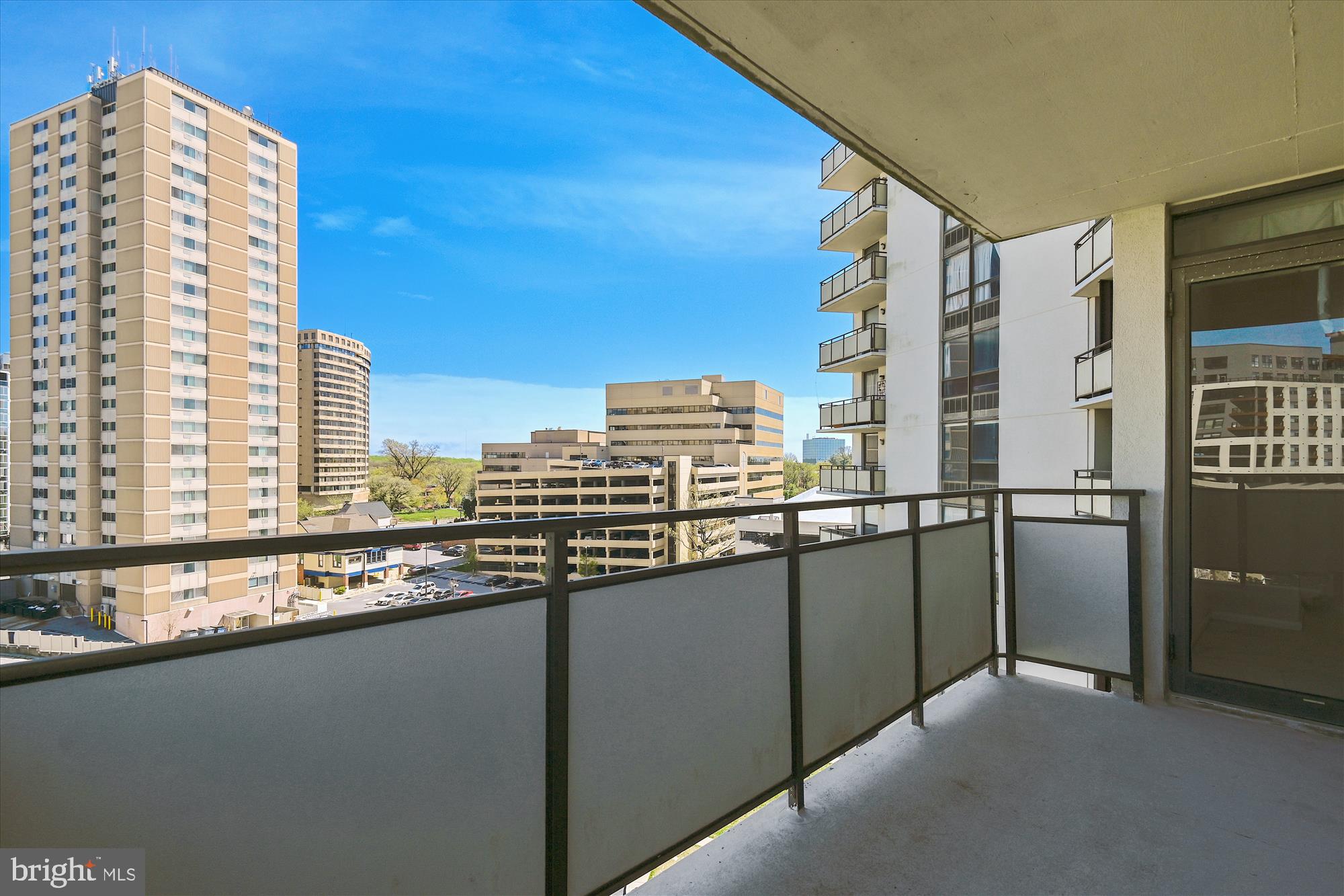 THE RIDGELY - Residential