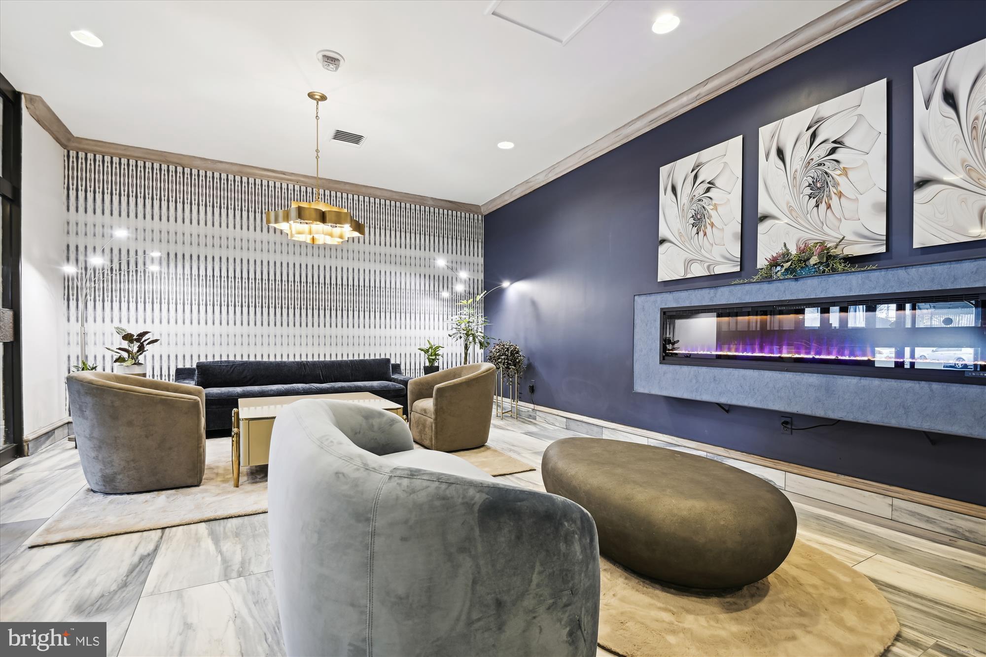 THE RIDGELY - Residential