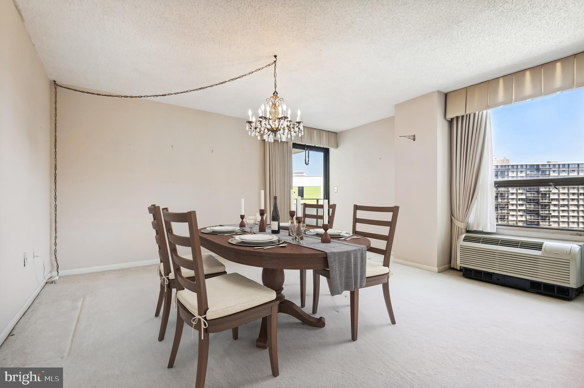 THE RIDGELY - Residential