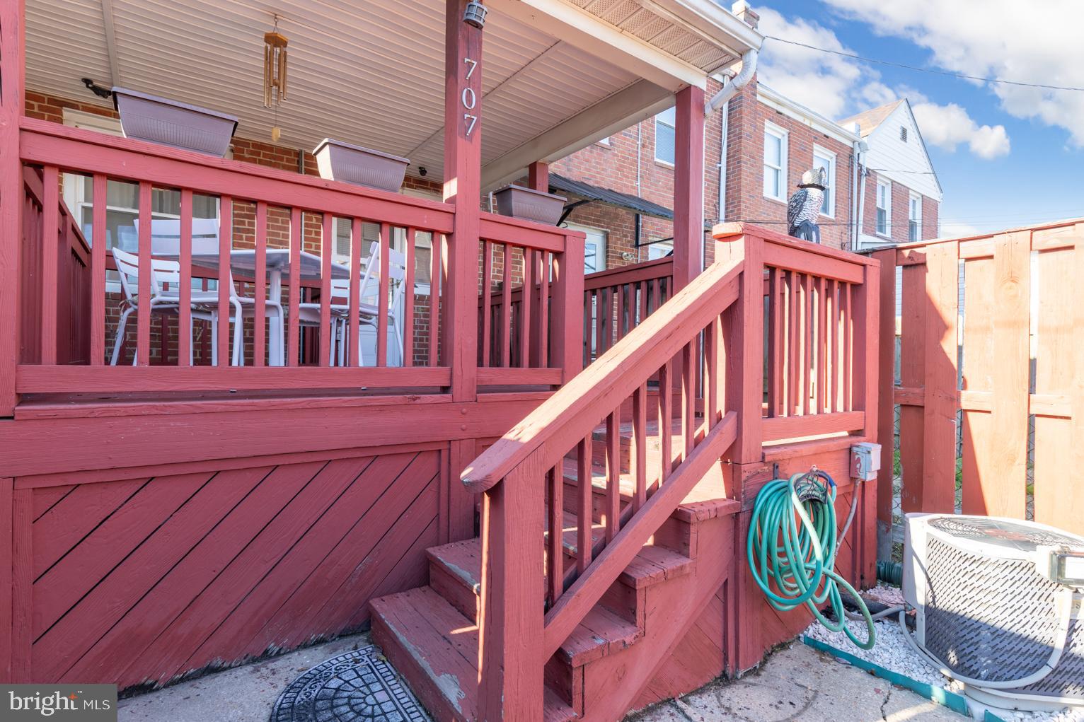 BEVERLY HILLS - Residential