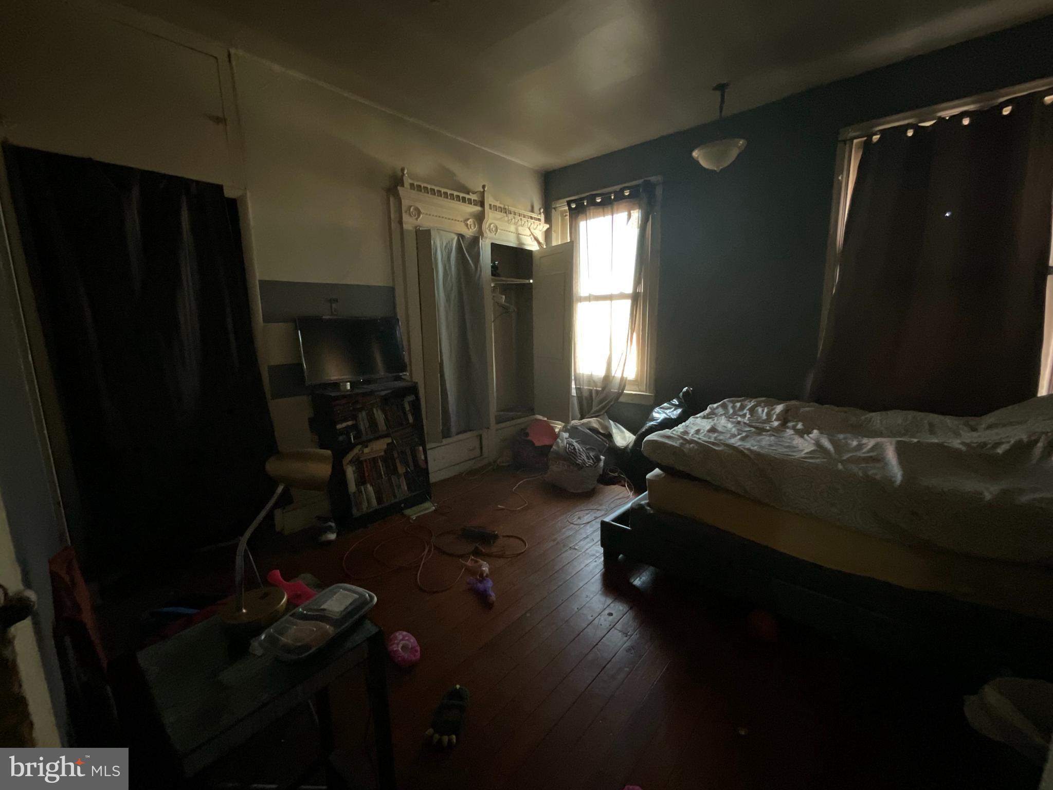 PHILADELPHIA - Residential