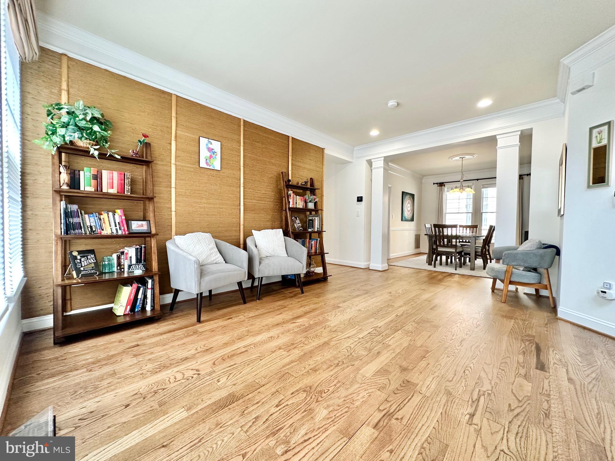 5643 TOWER HILL CIRCLE