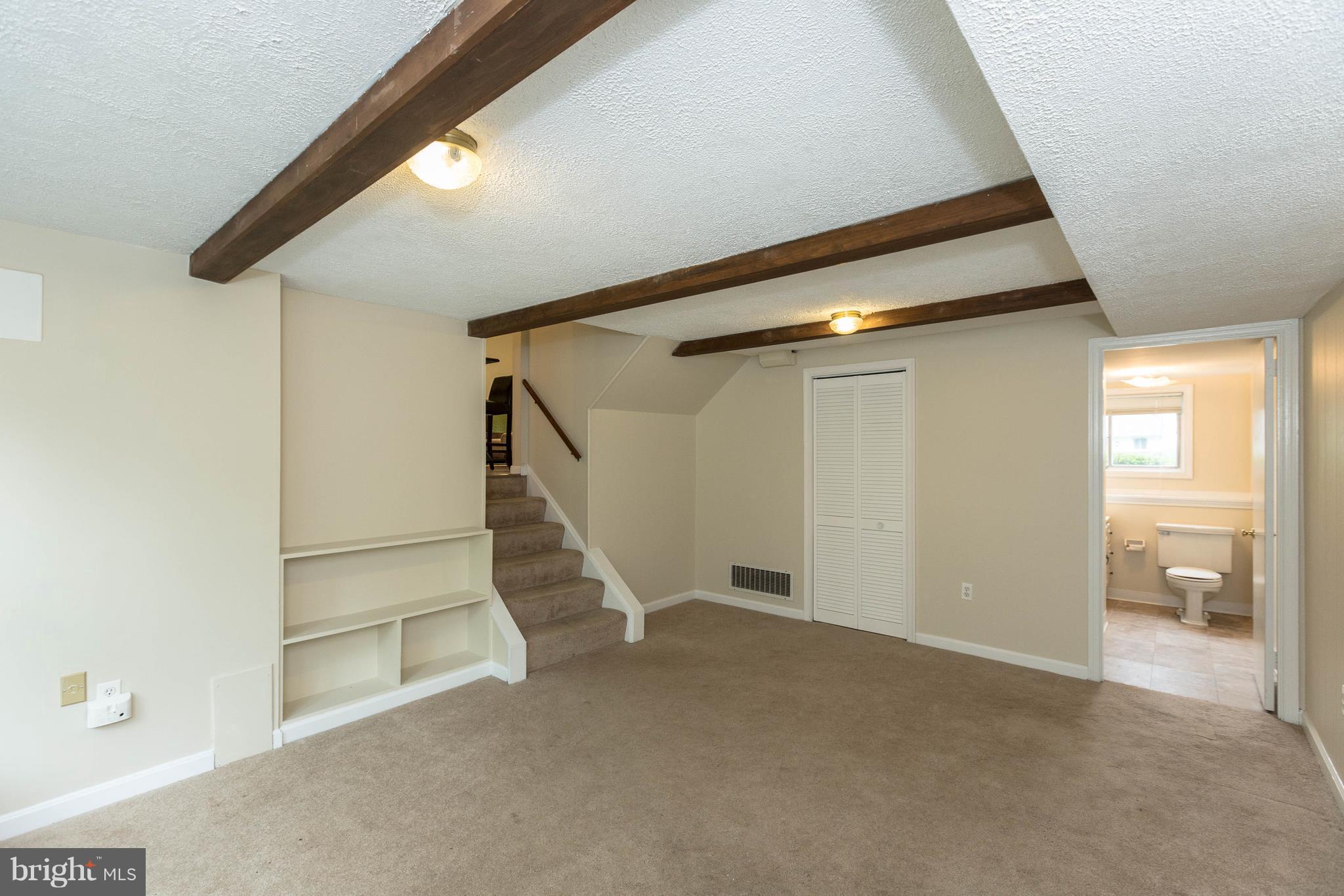 ROLLINGWOOD - Residential