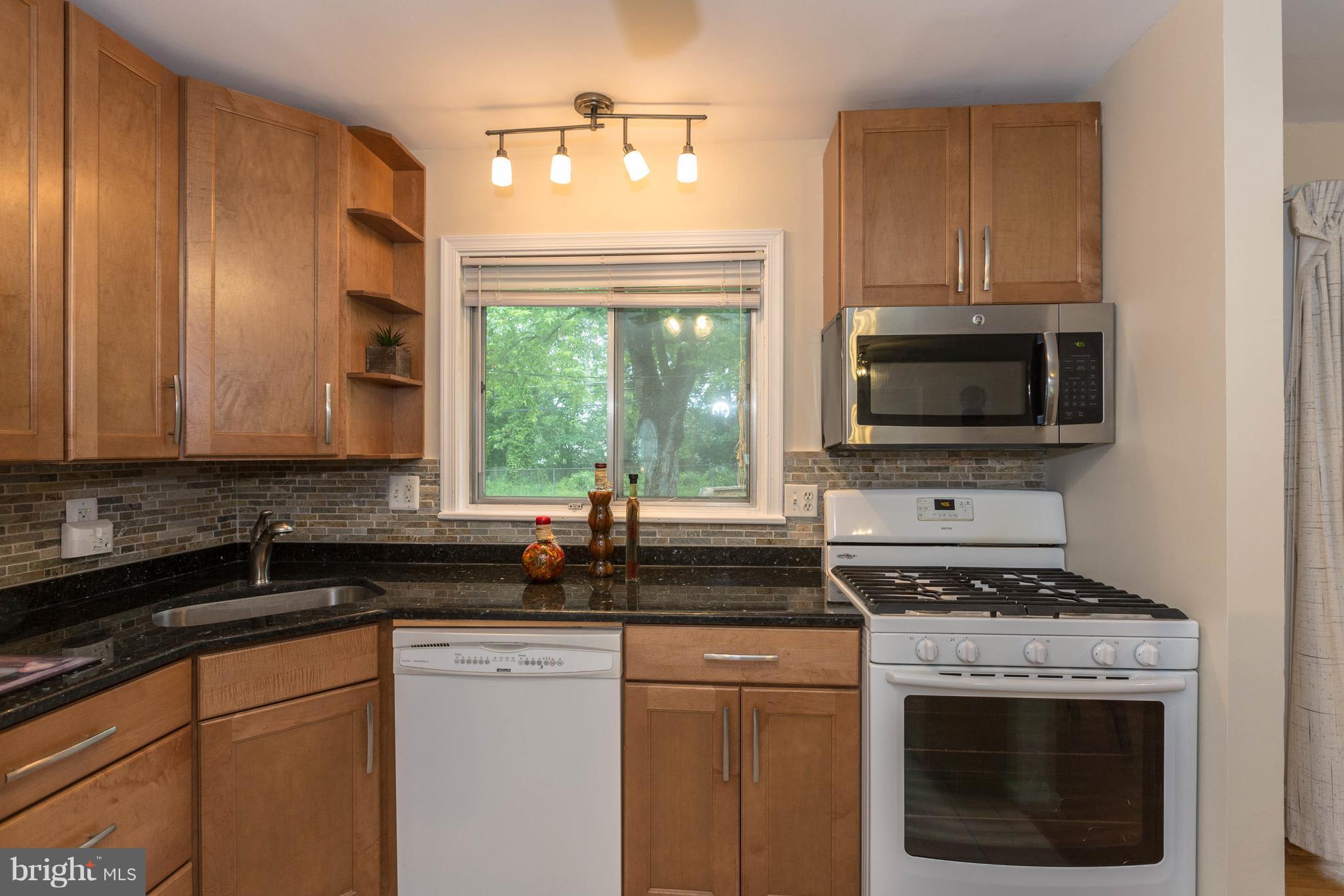 ROLLINGWOOD - Residential