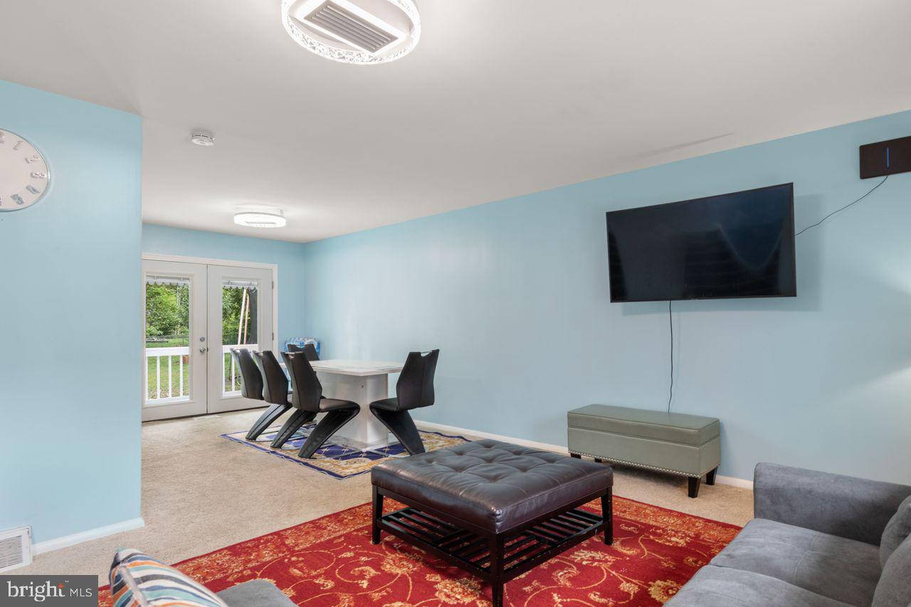 138 COULBOURN DRIVE