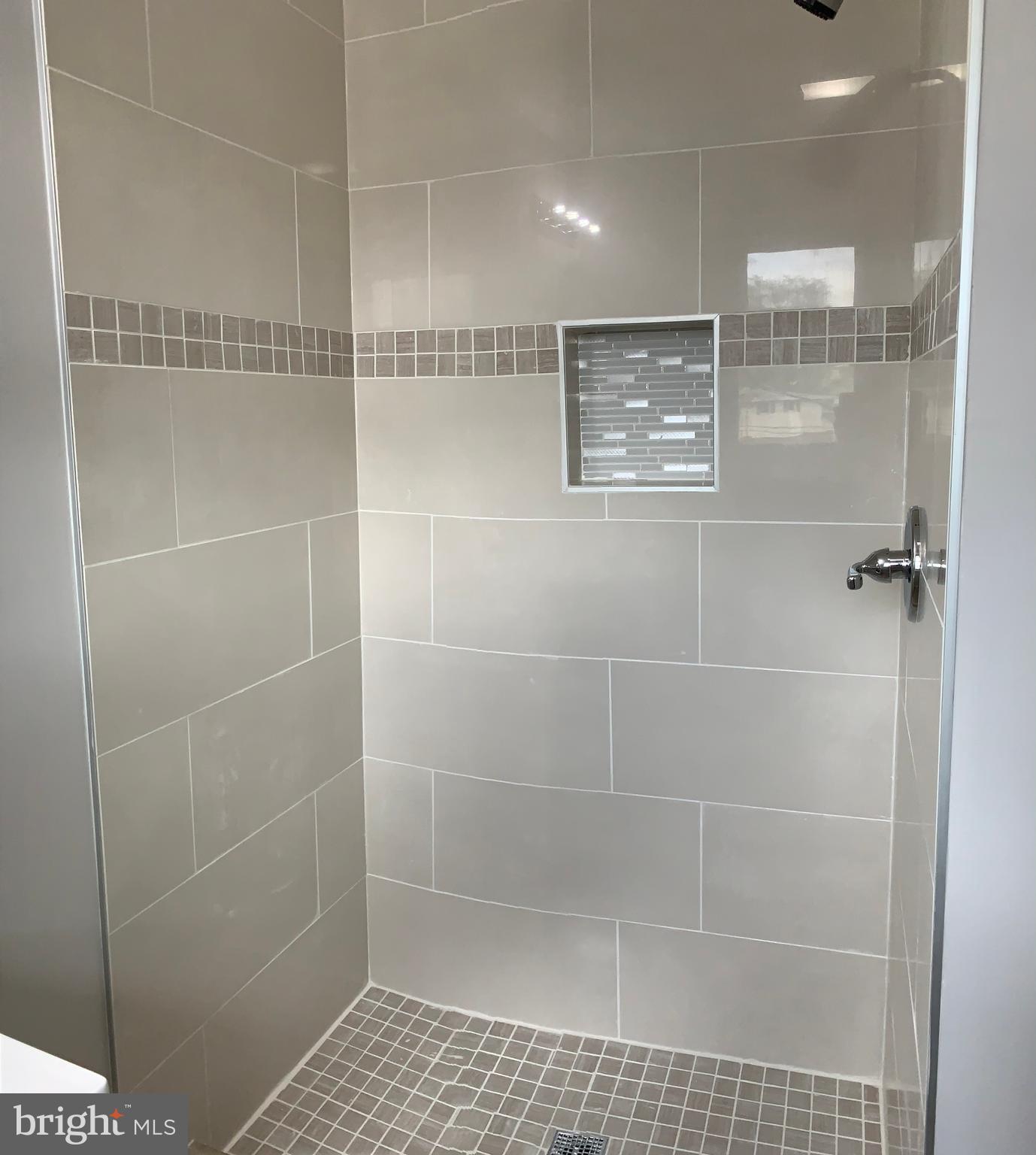 ROSEDALE - Residential