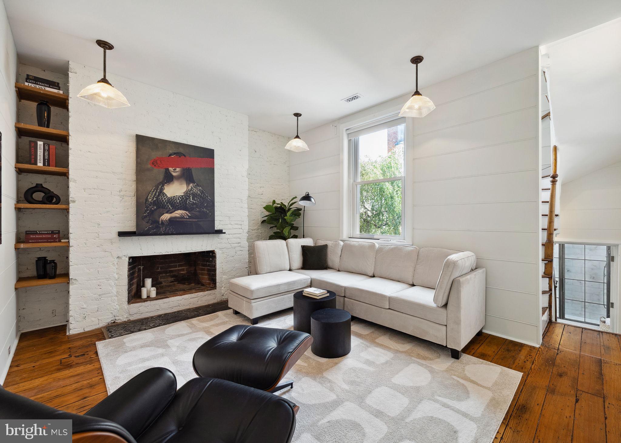 SOCIETY HILL - Residential