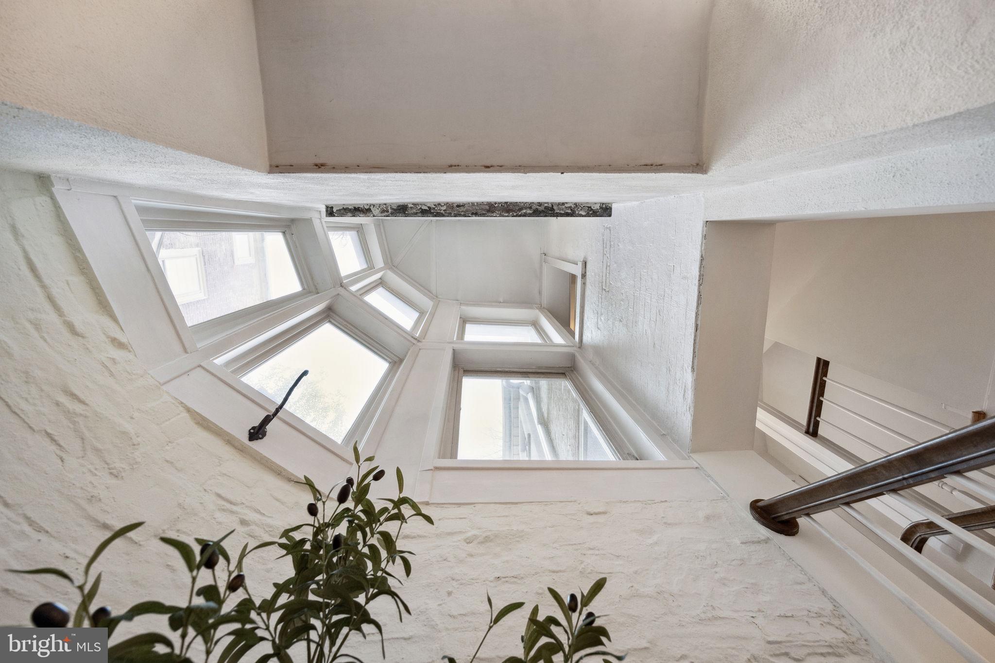 SOCIETY HILL - Residential