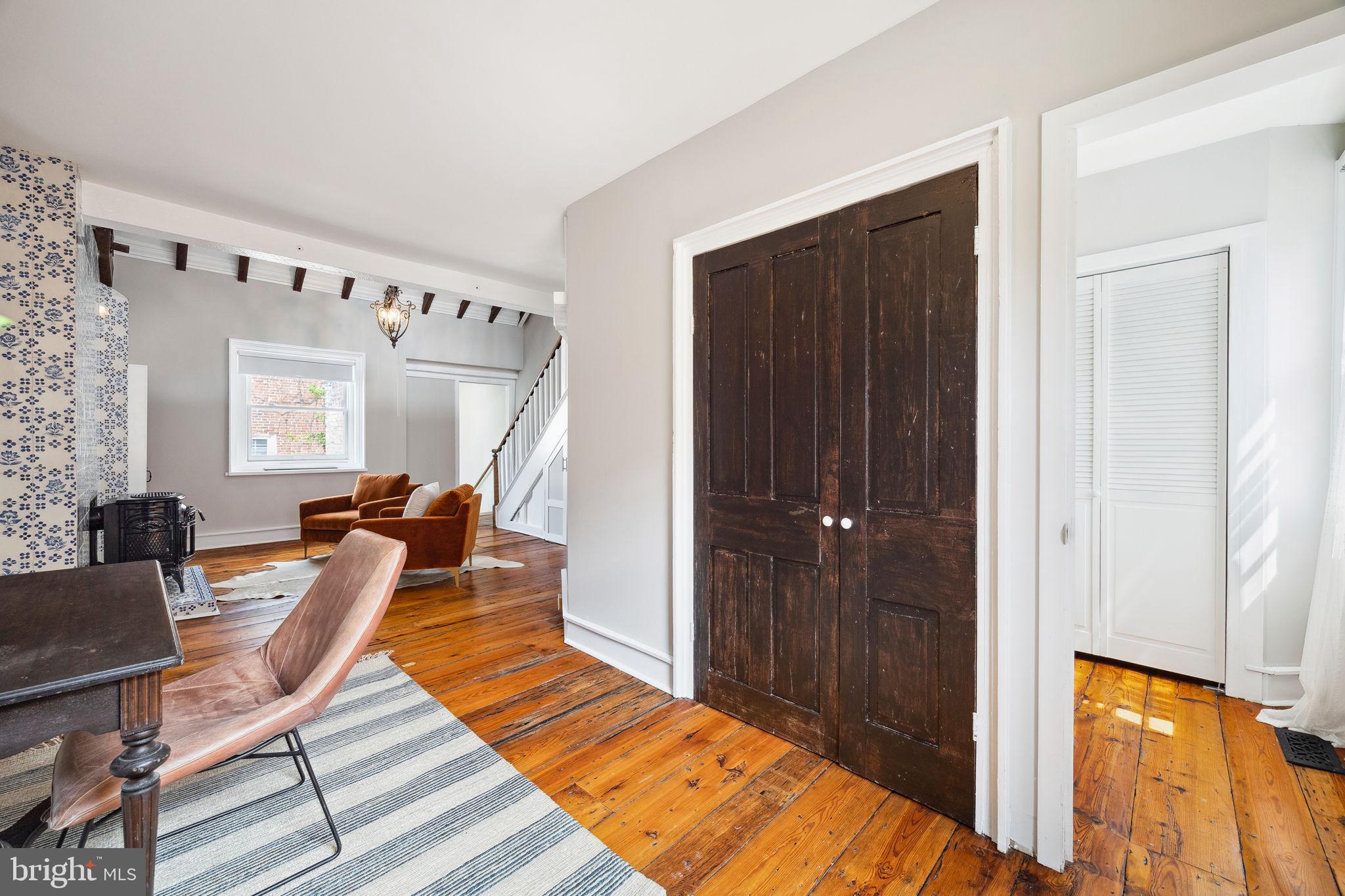 SOCIETY HILL - Residential