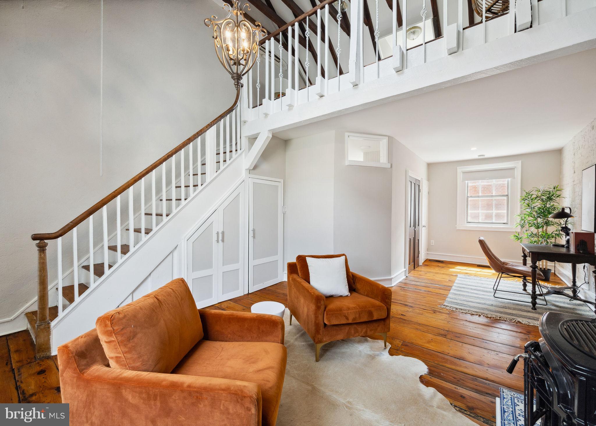 SOCIETY HILL - Residential