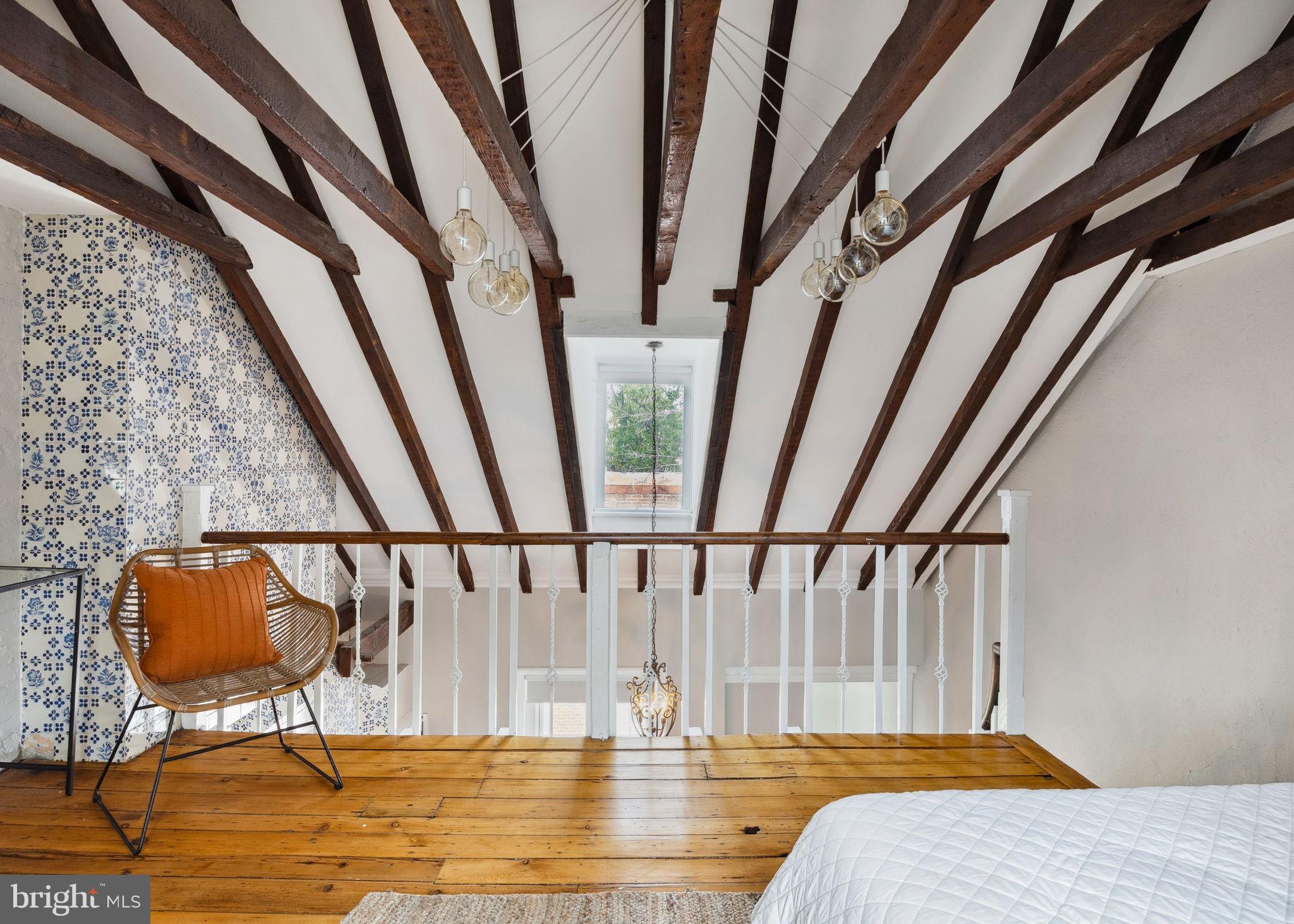 SOCIETY HILL - Residential