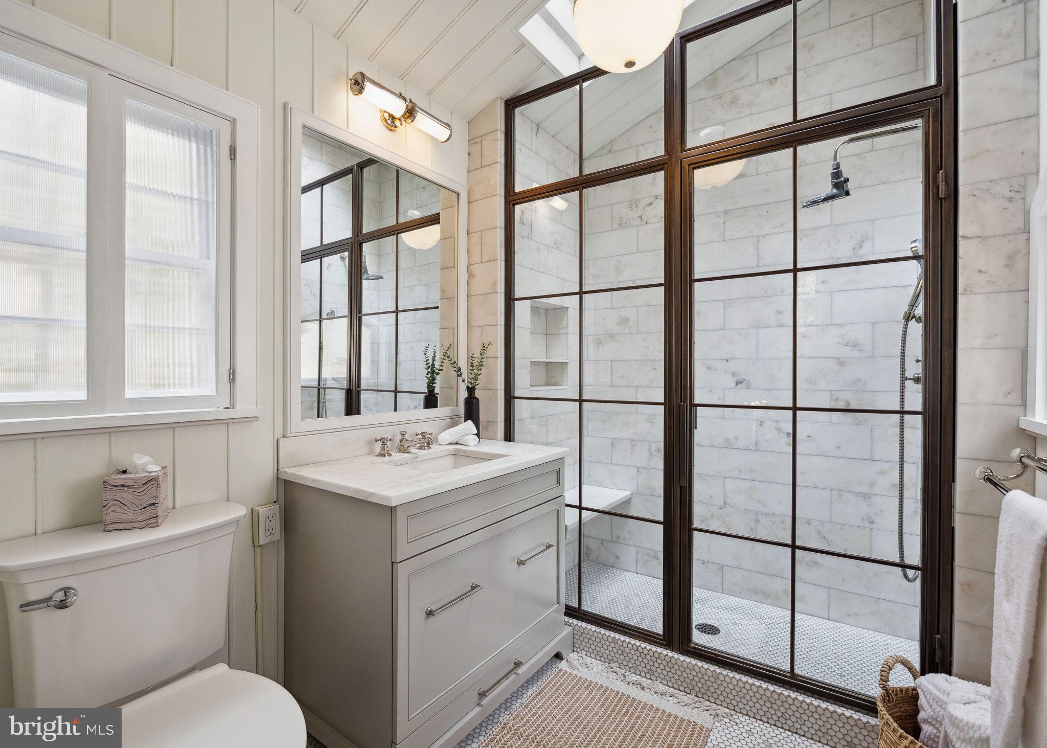 SOCIETY HILL - Residential