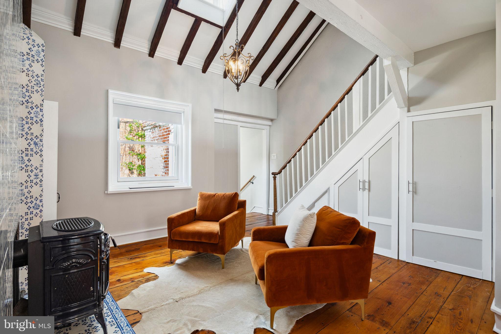 SOCIETY HILL - Residential