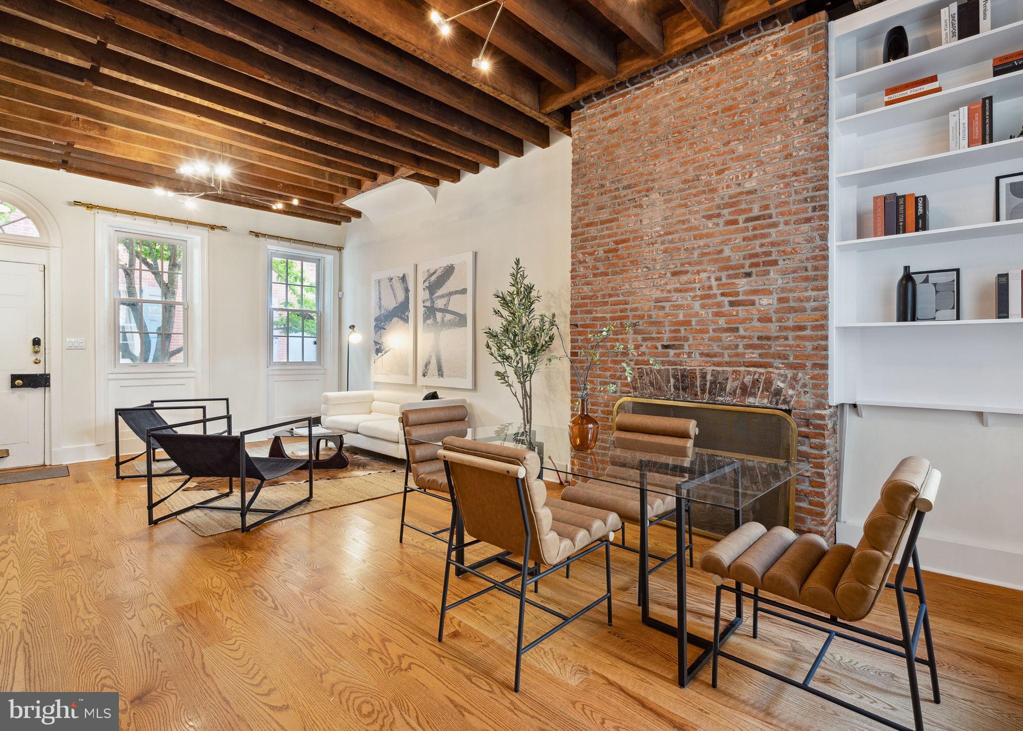 SOCIETY HILL - Residential