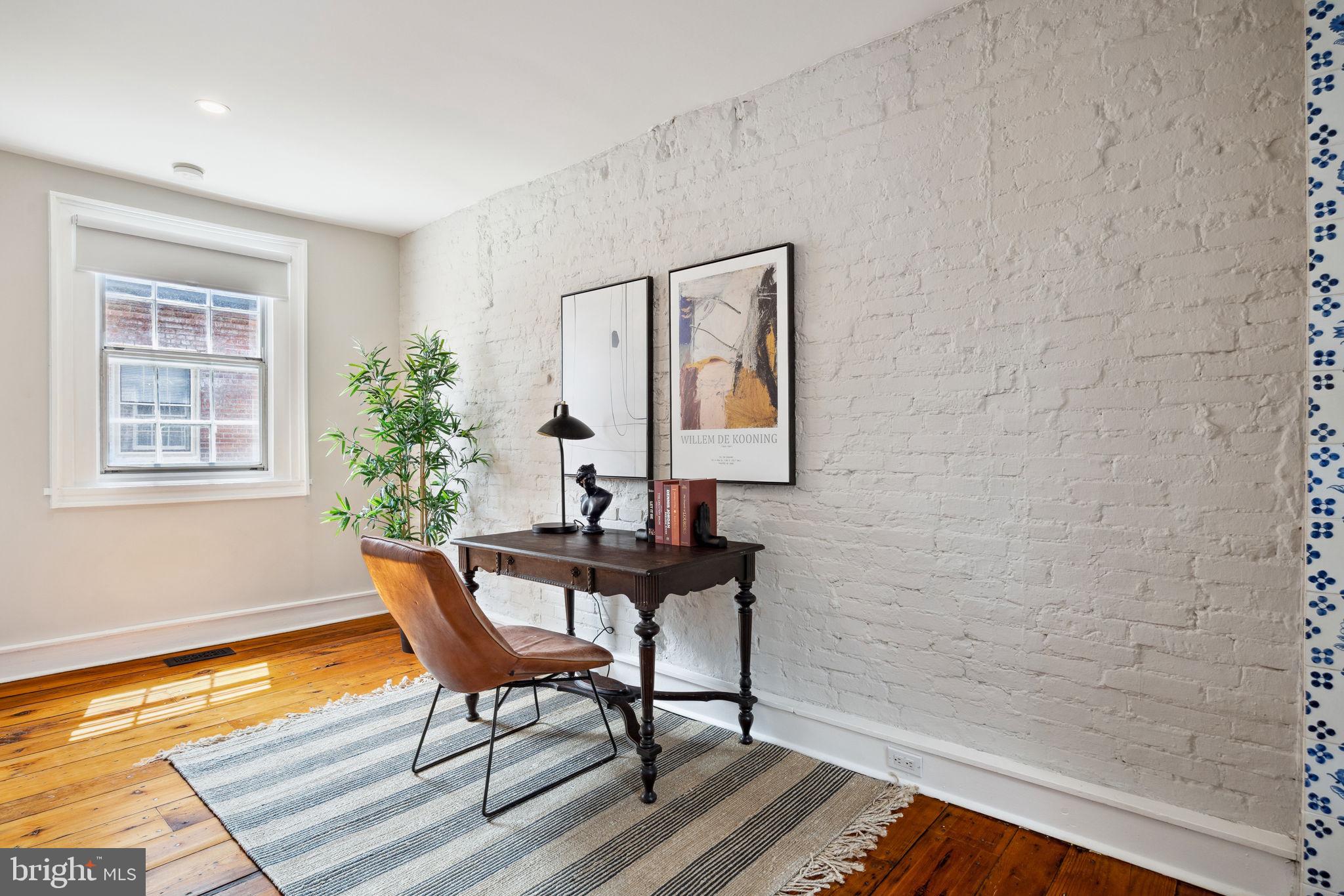 SOCIETY HILL - Residential