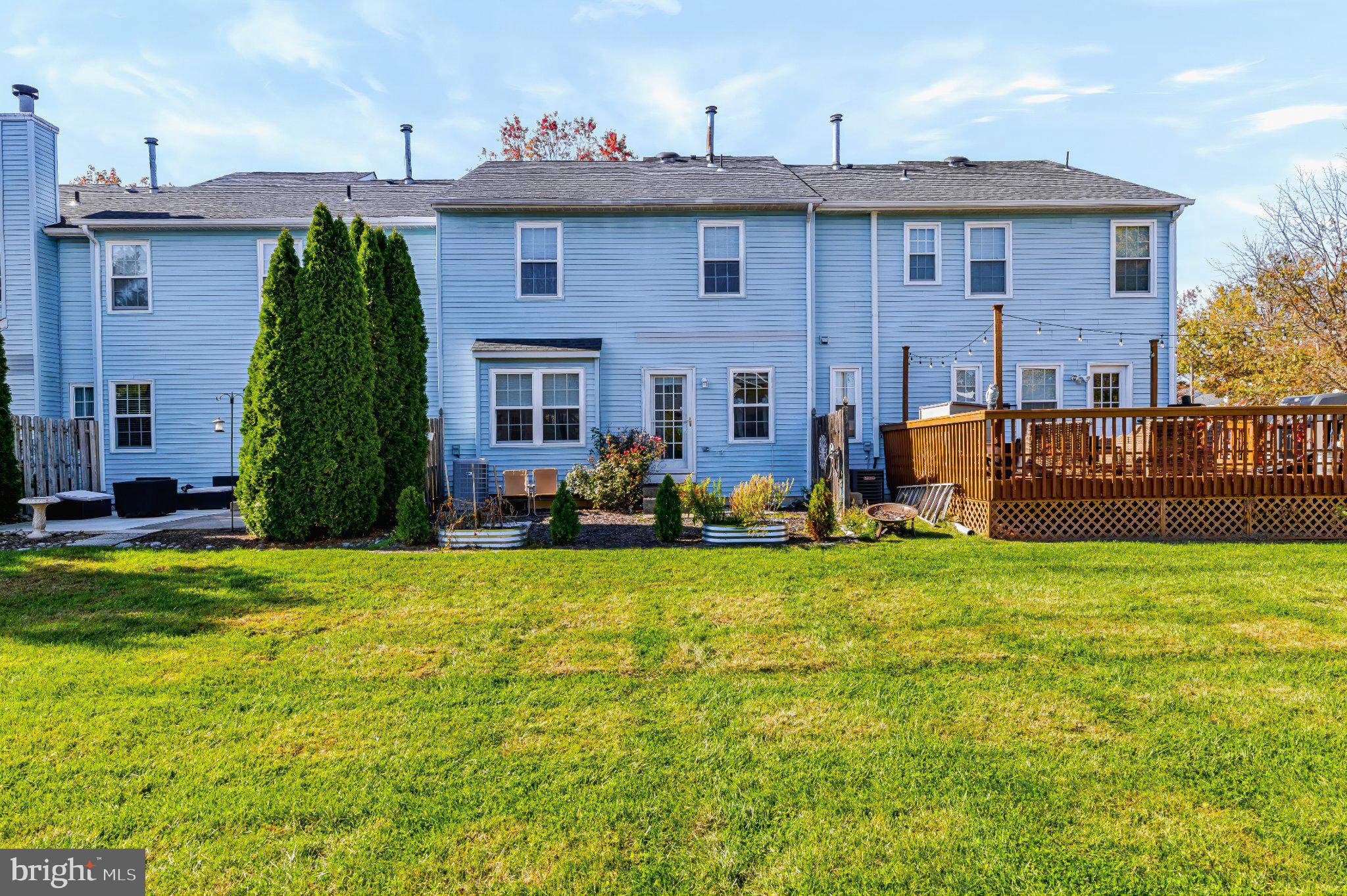 1124 SHAMROCK WAY