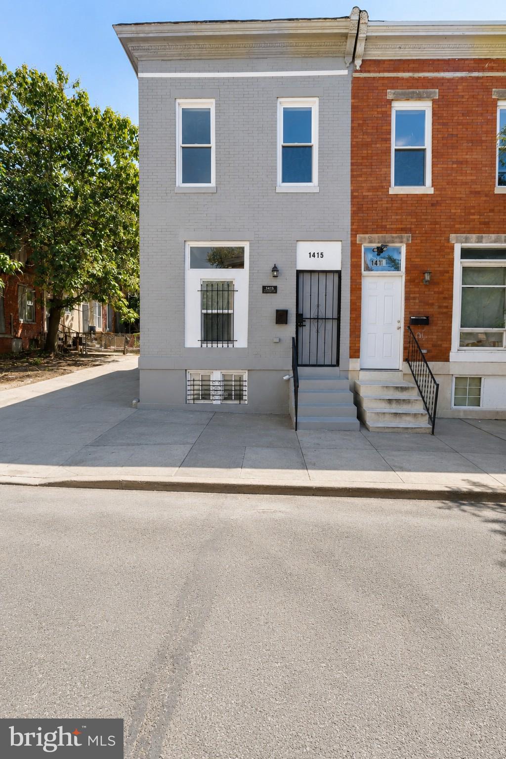 1415 N MONTFORD AVENUE