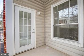 GATES OF MCLEAN - Residential