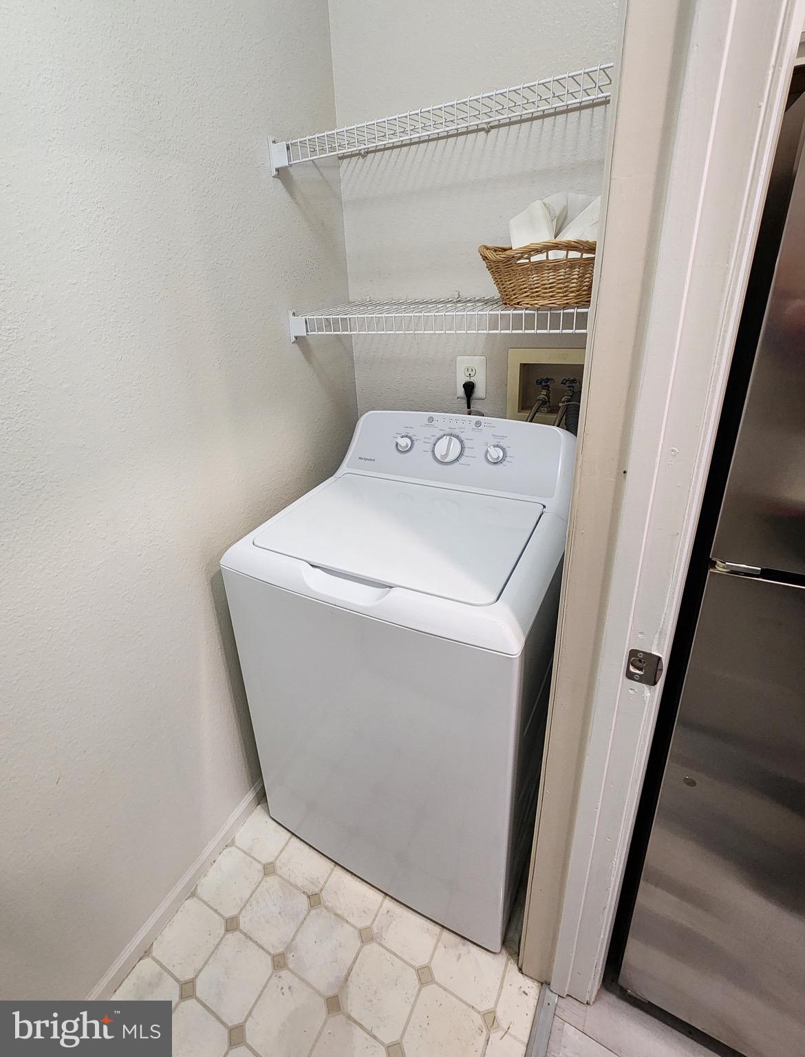 GATES OF MCLEAN - Residential