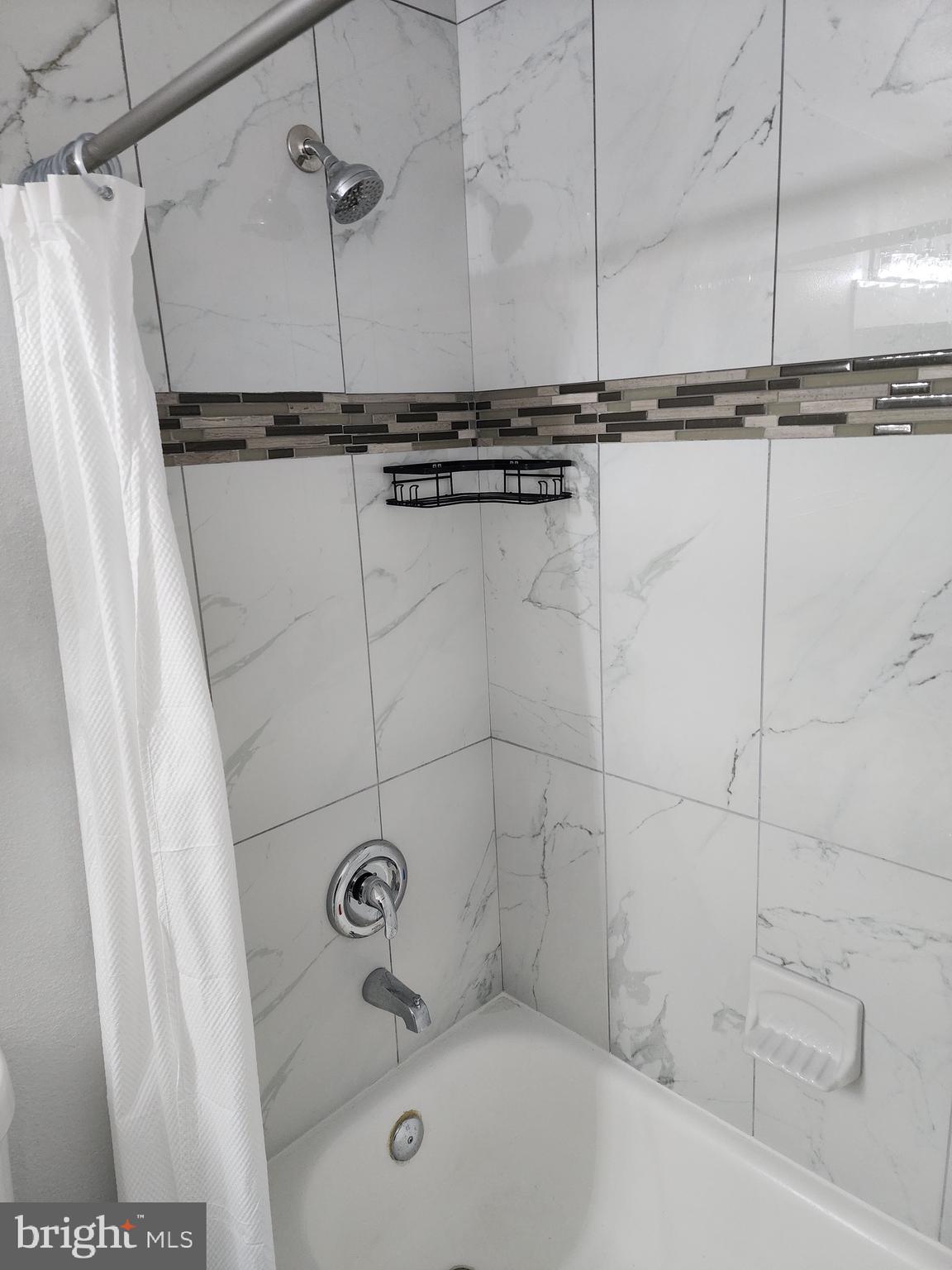 GATES OF MCLEAN - Residential