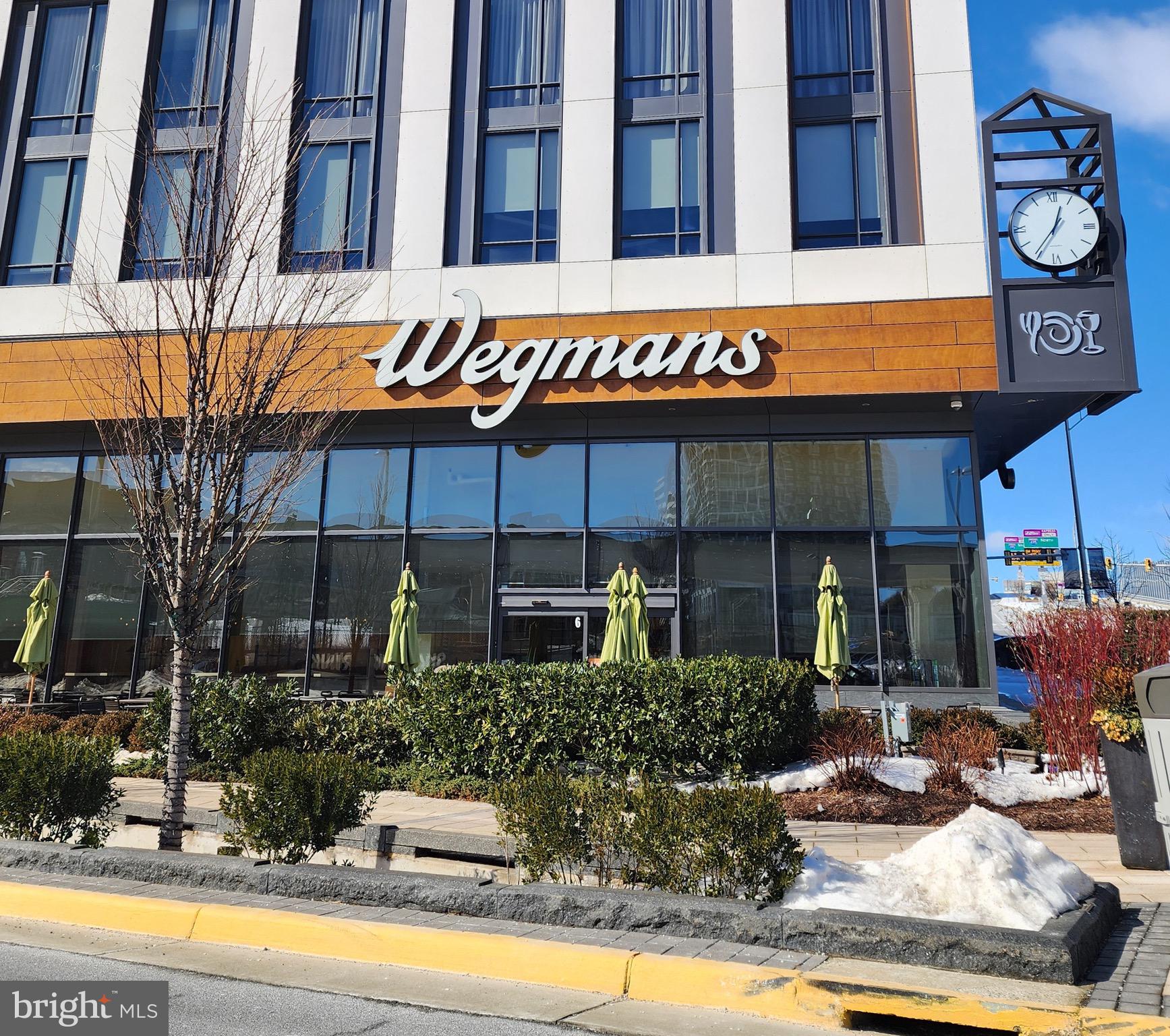 GATES OF MCLEAN - Residential