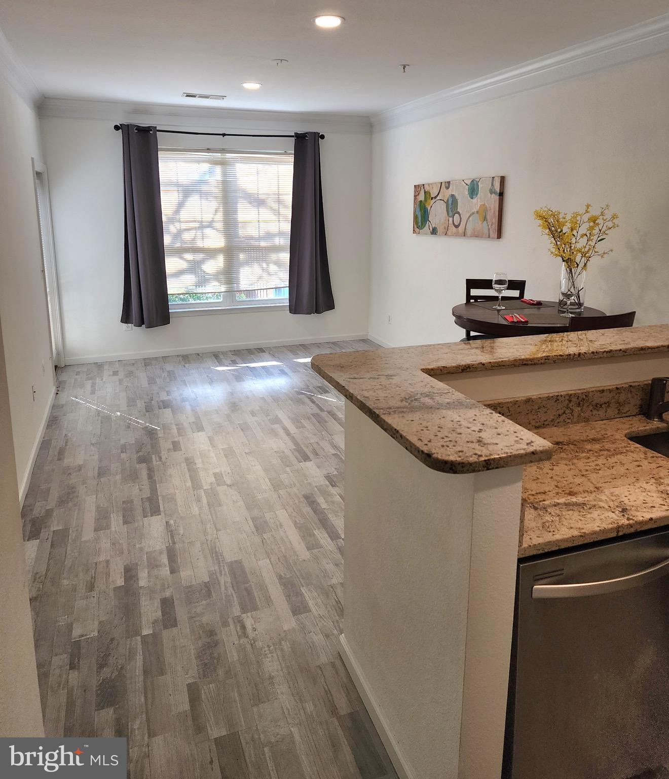 GATES OF MCLEAN - Residential