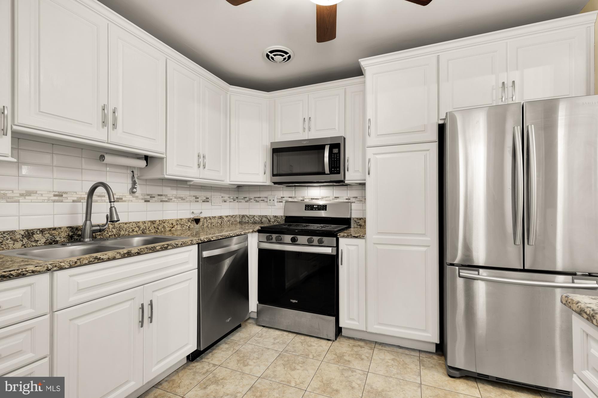 WOODBERRY FOREST - Residential