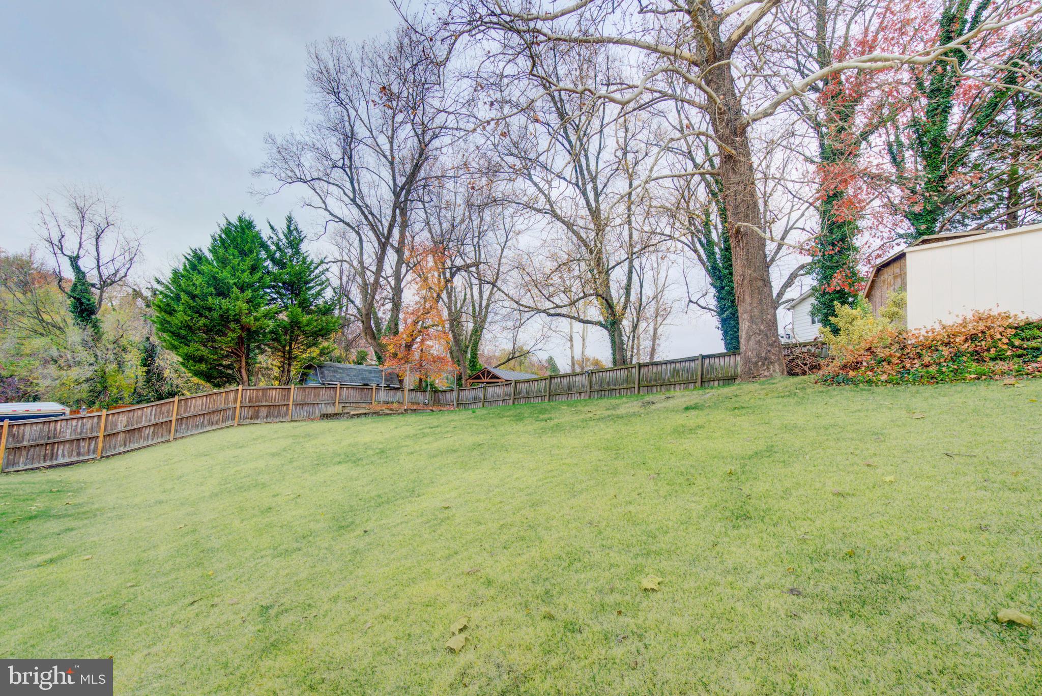 WOODBERRY FOREST - Residential