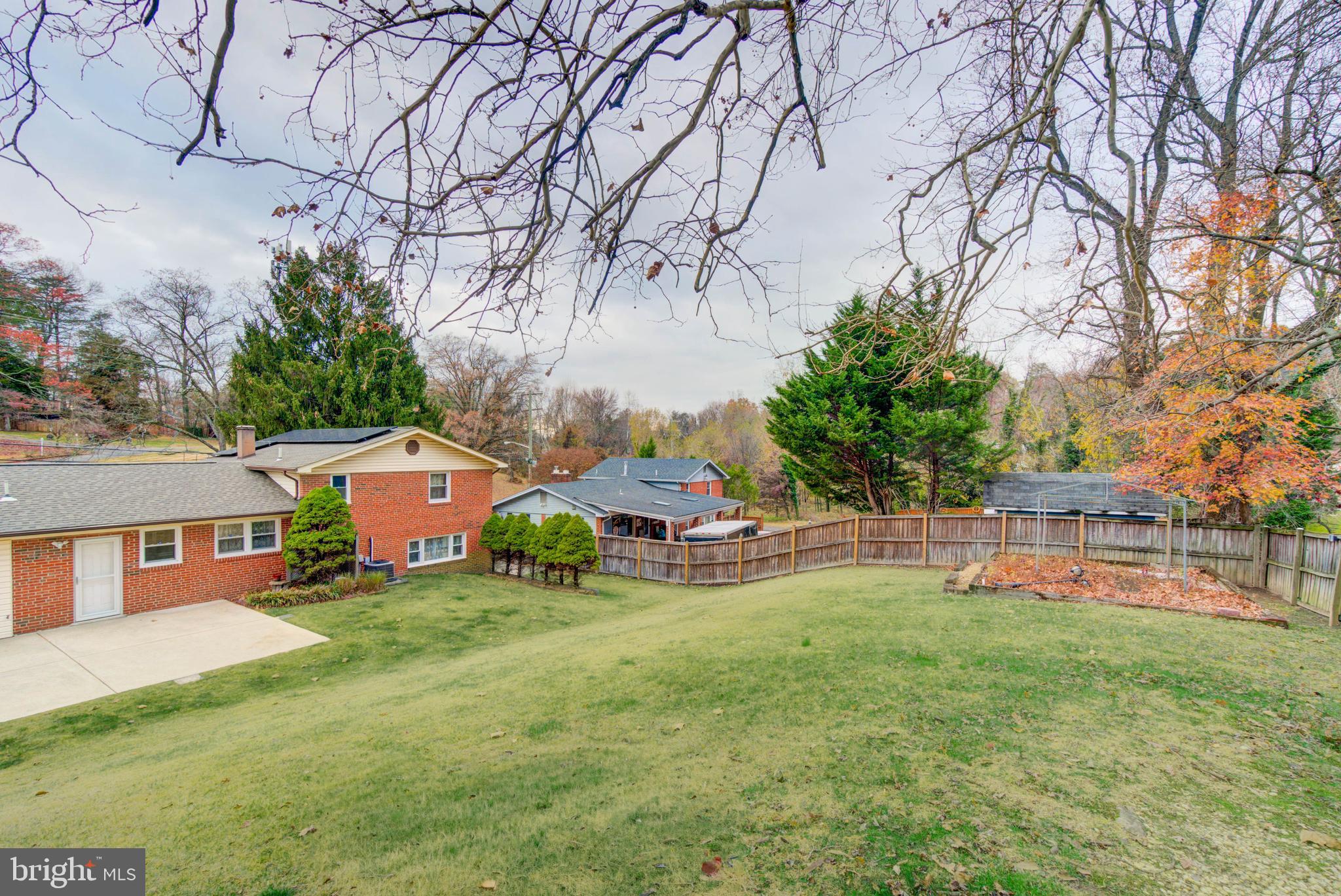 WOODBERRY FOREST - Residential