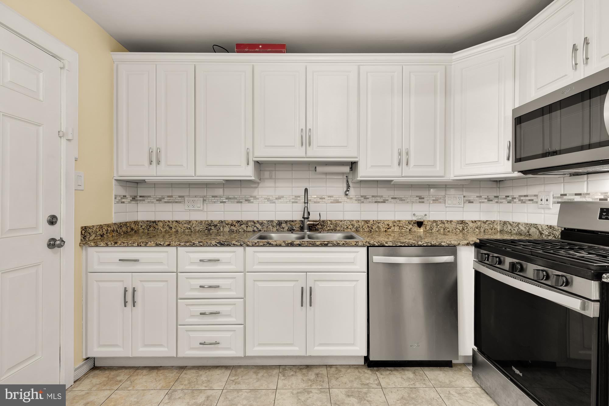 WOODBERRY FOREST - Residential