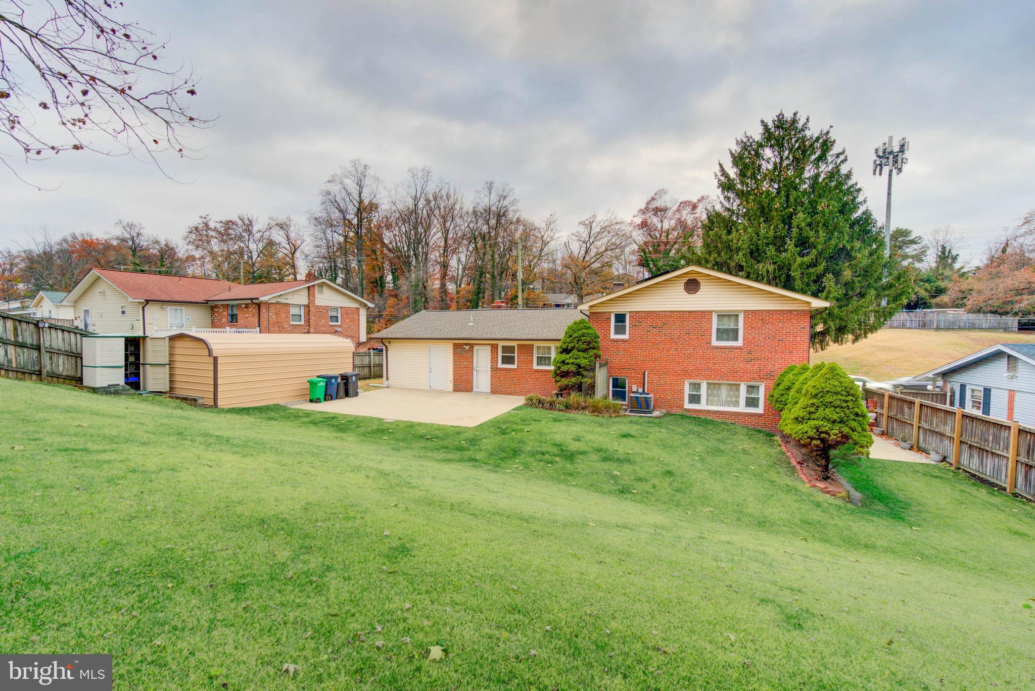 WOODBERRY FOREST - Residential